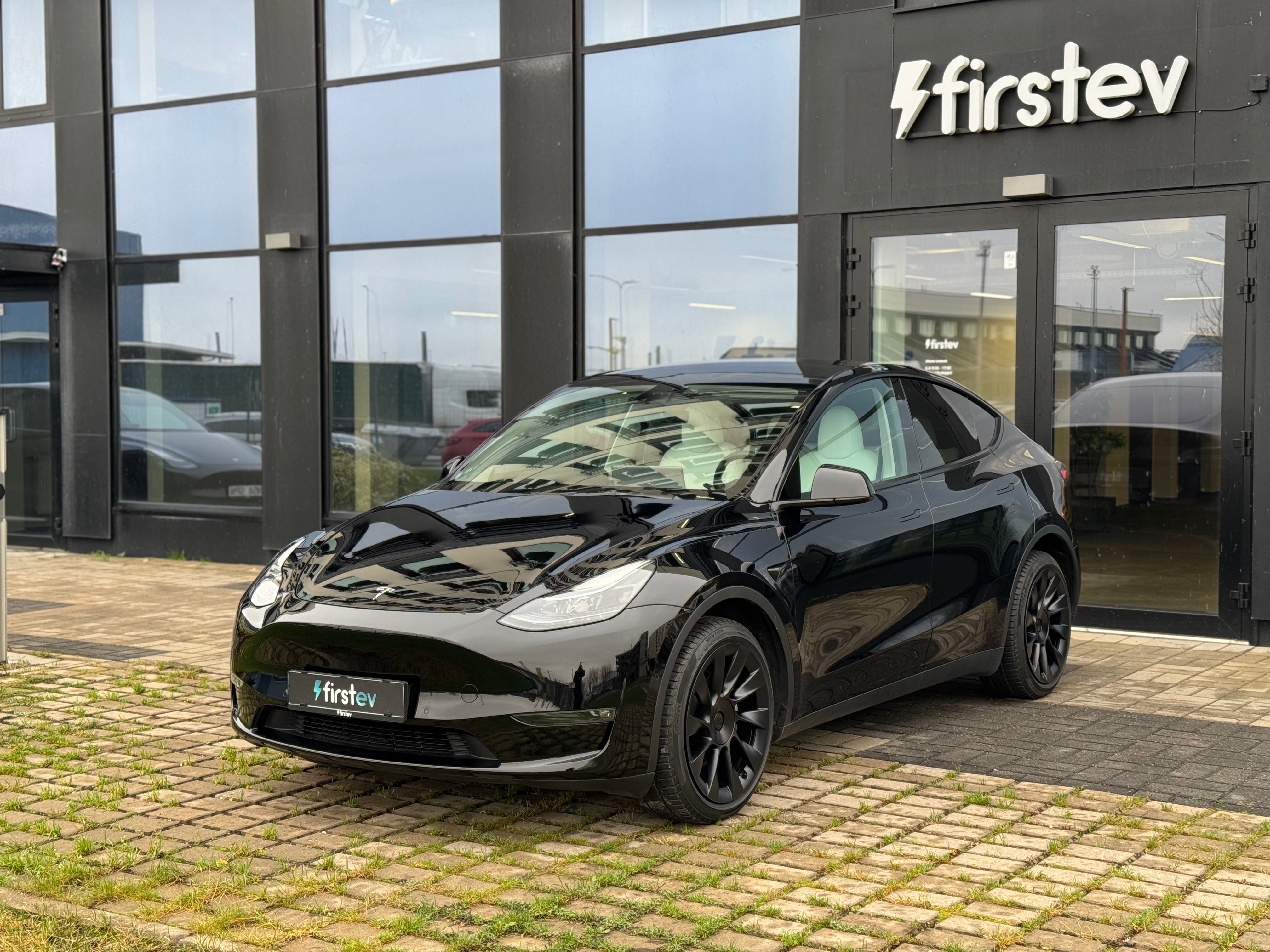 Tesla Model Y Long Range 2022