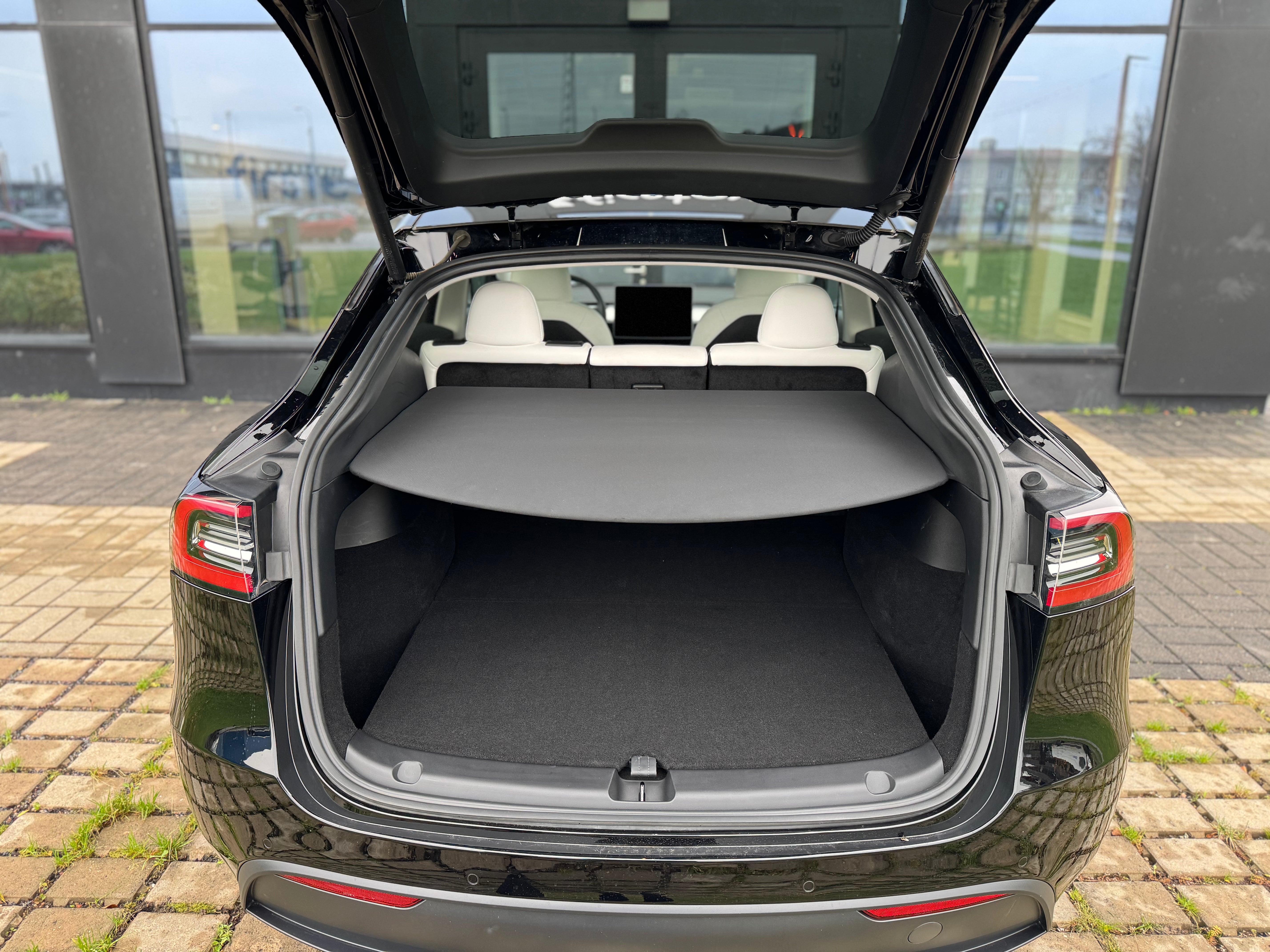 Tesla Model Y Long Range 2022