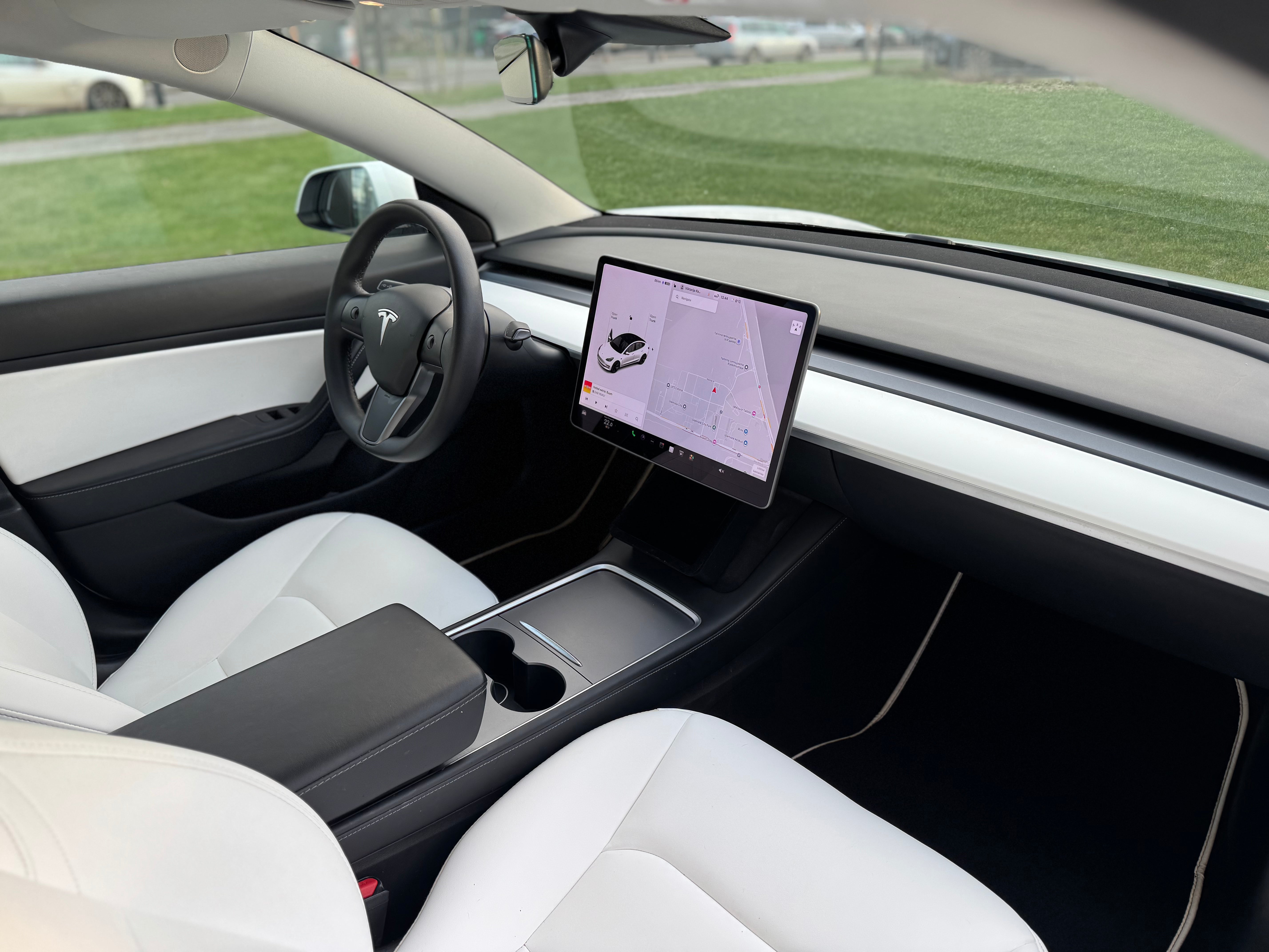 Tesla Model 3 Standard Range Plus 2021