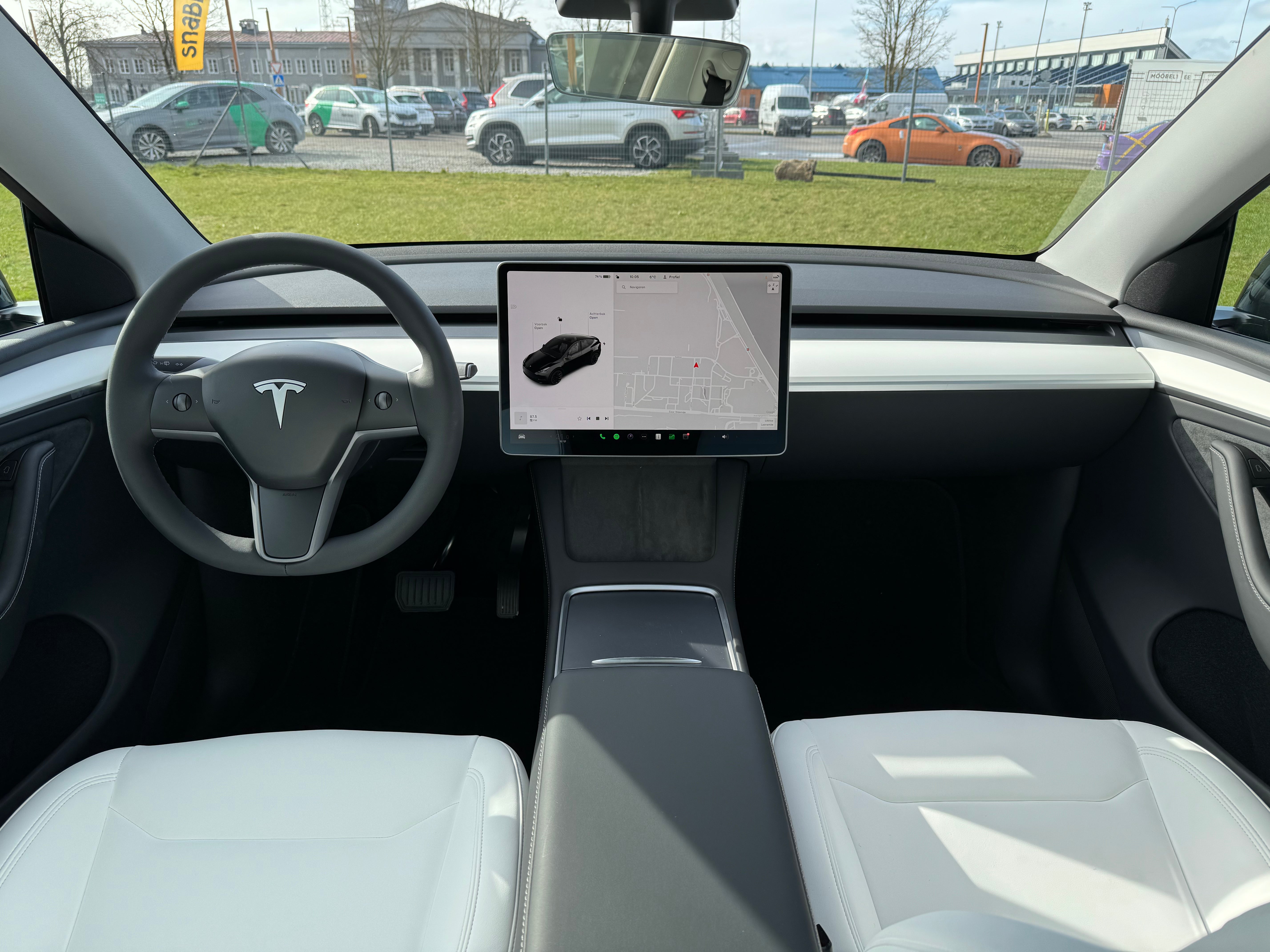 Tesla Model Y Long Range 2024