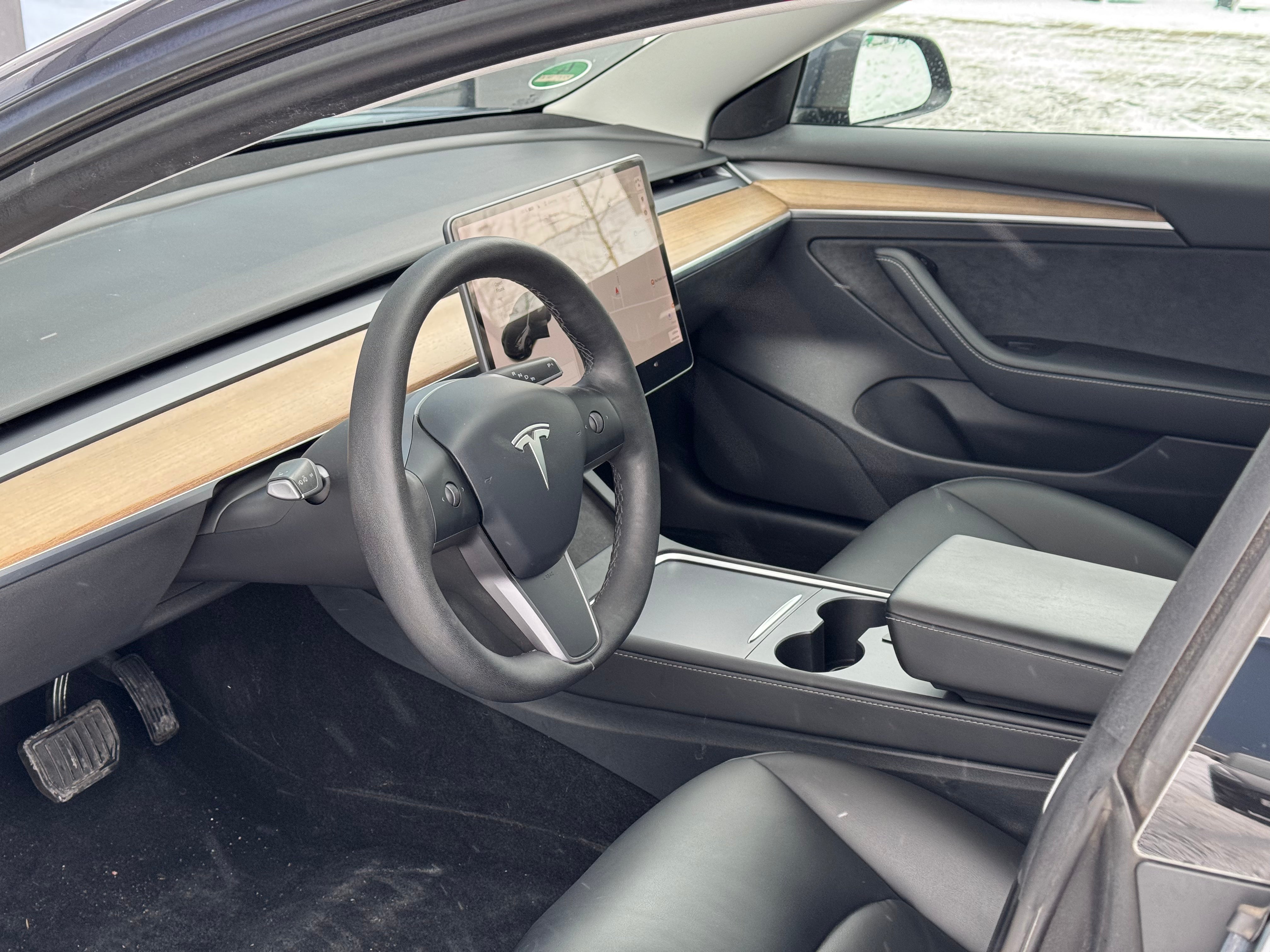 Tesla Model 3 Long Range