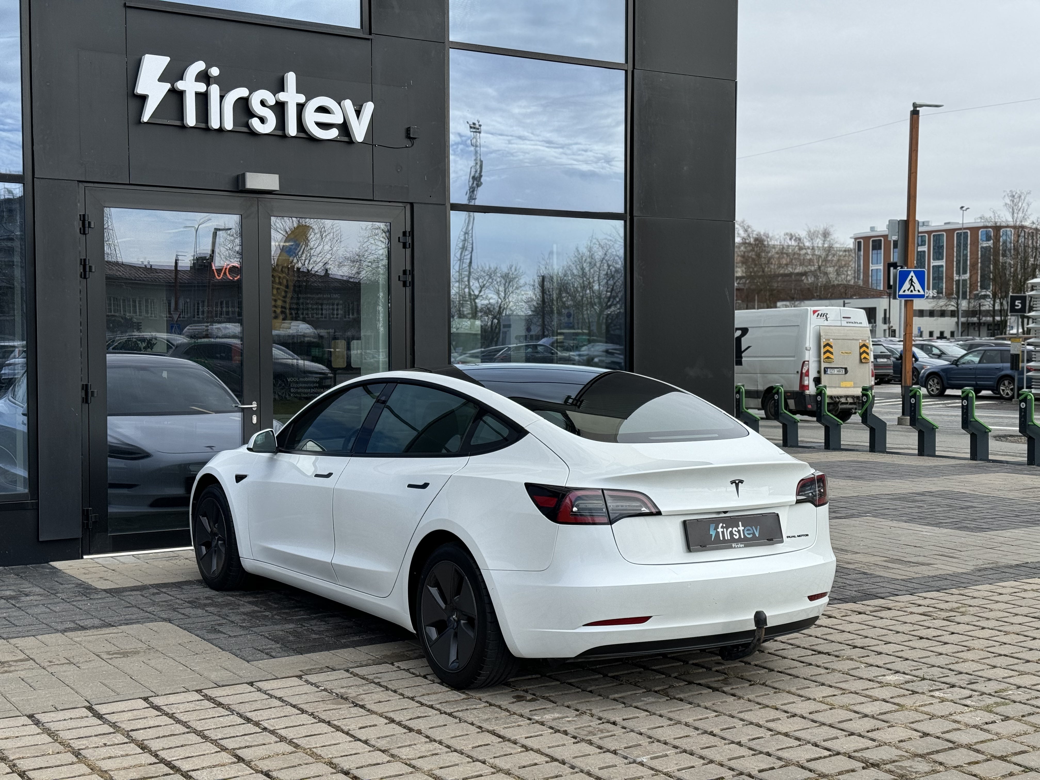 Tesla Model 3 Long Range 2021