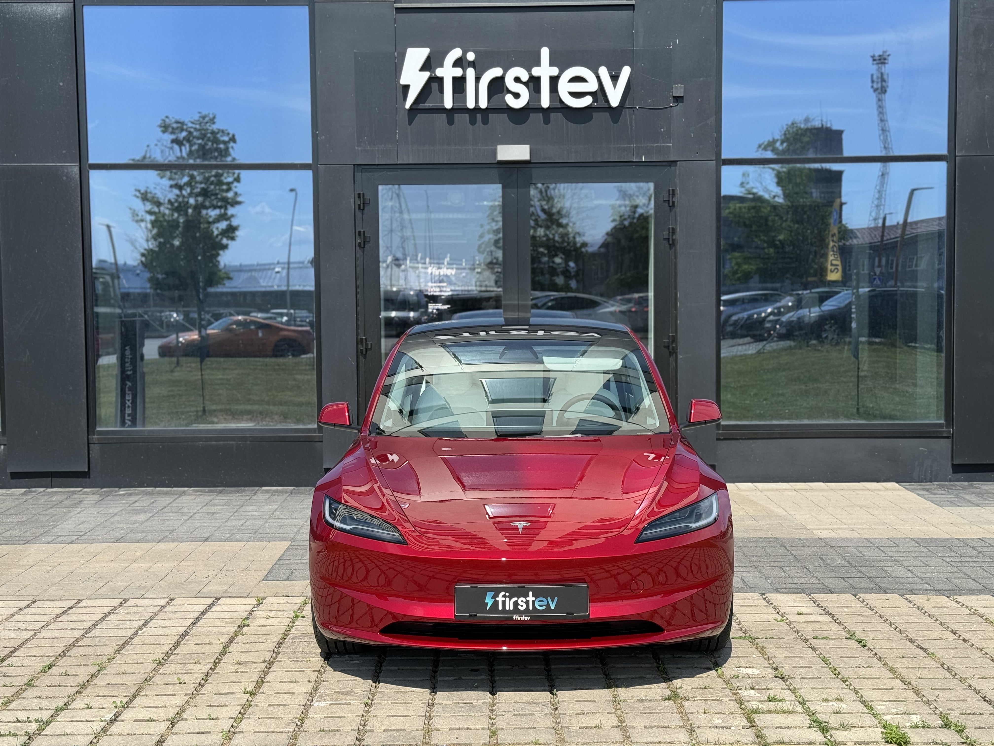 Tesla Model 3 Long Range 2024