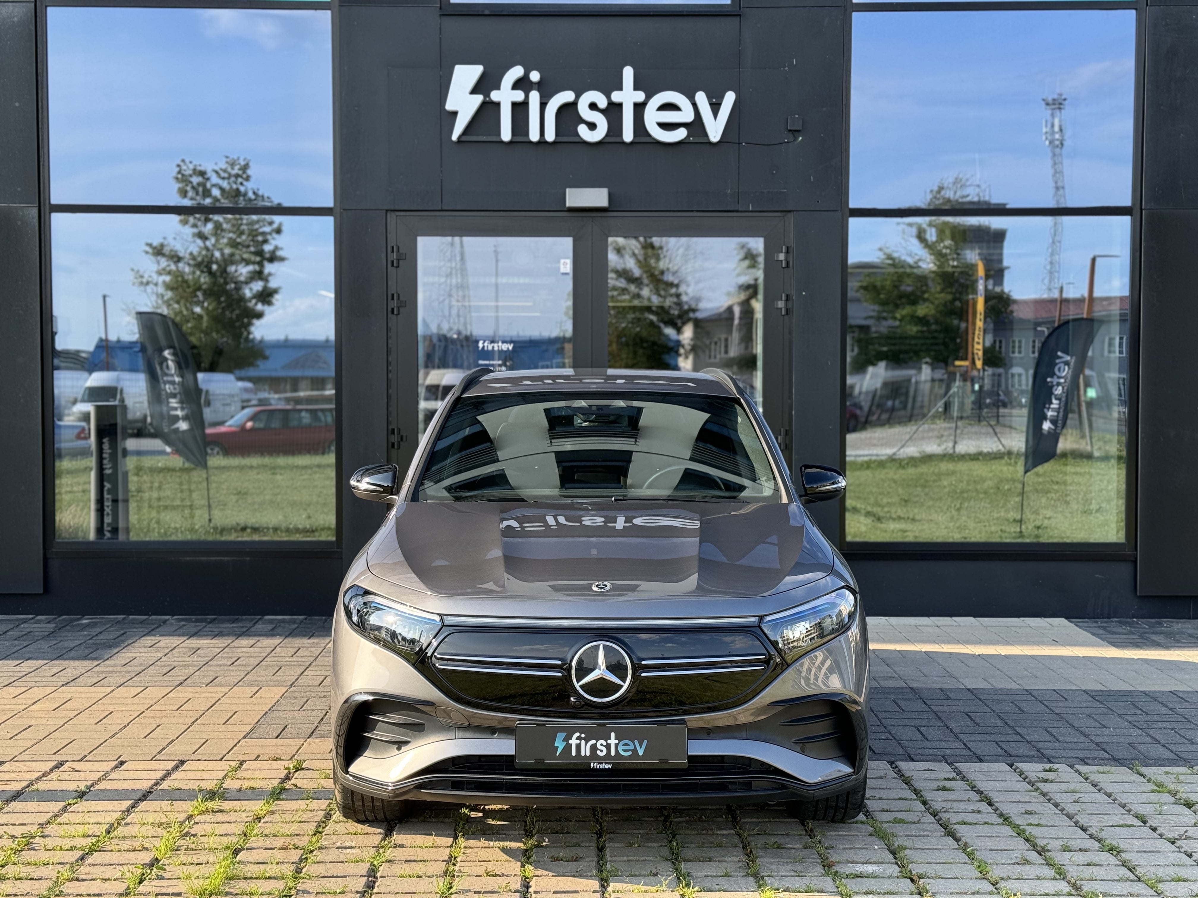 Mercedes-Benz EQA 250 AMG