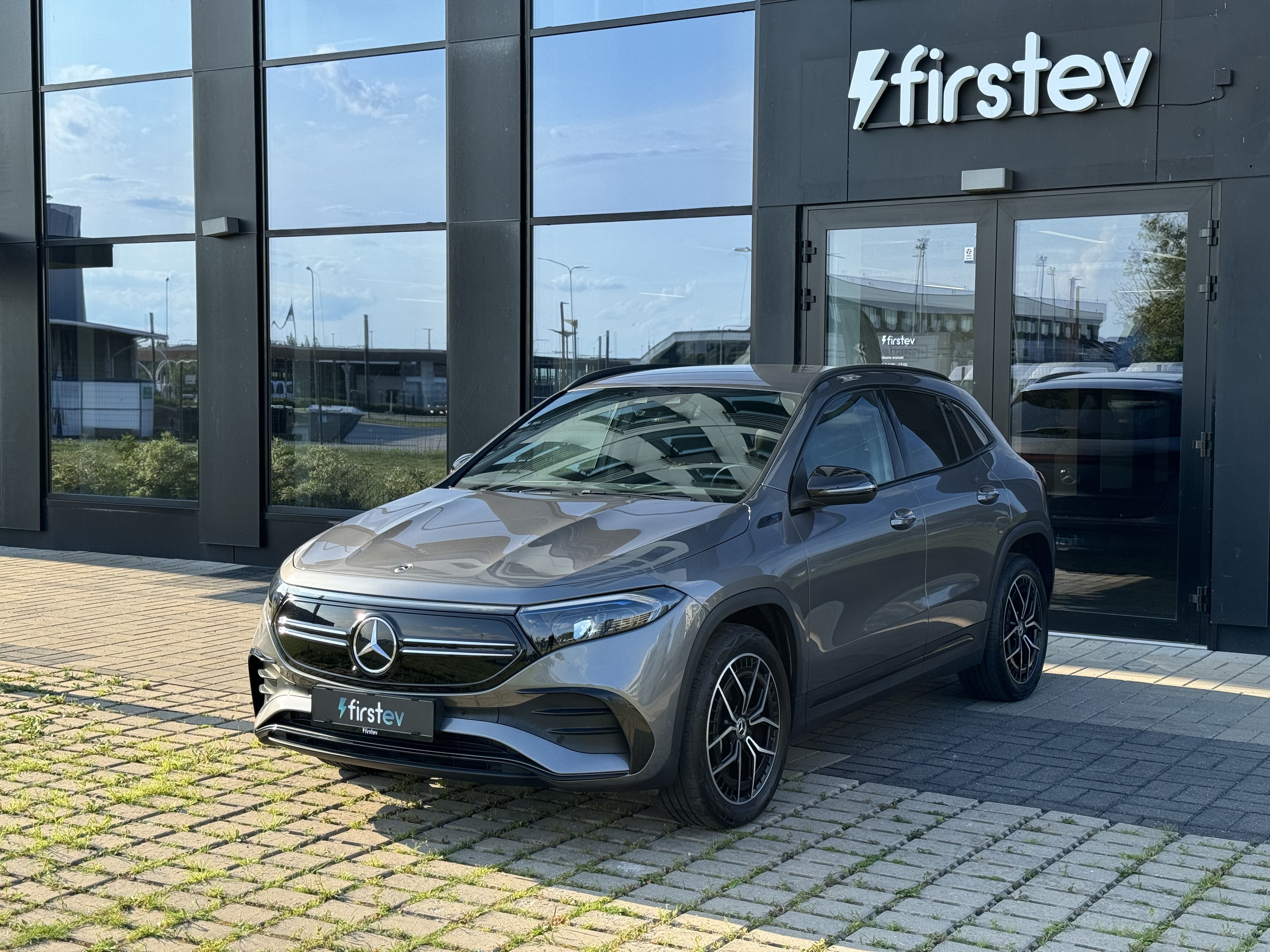 Mercedes-Benz EQA 250 AMG