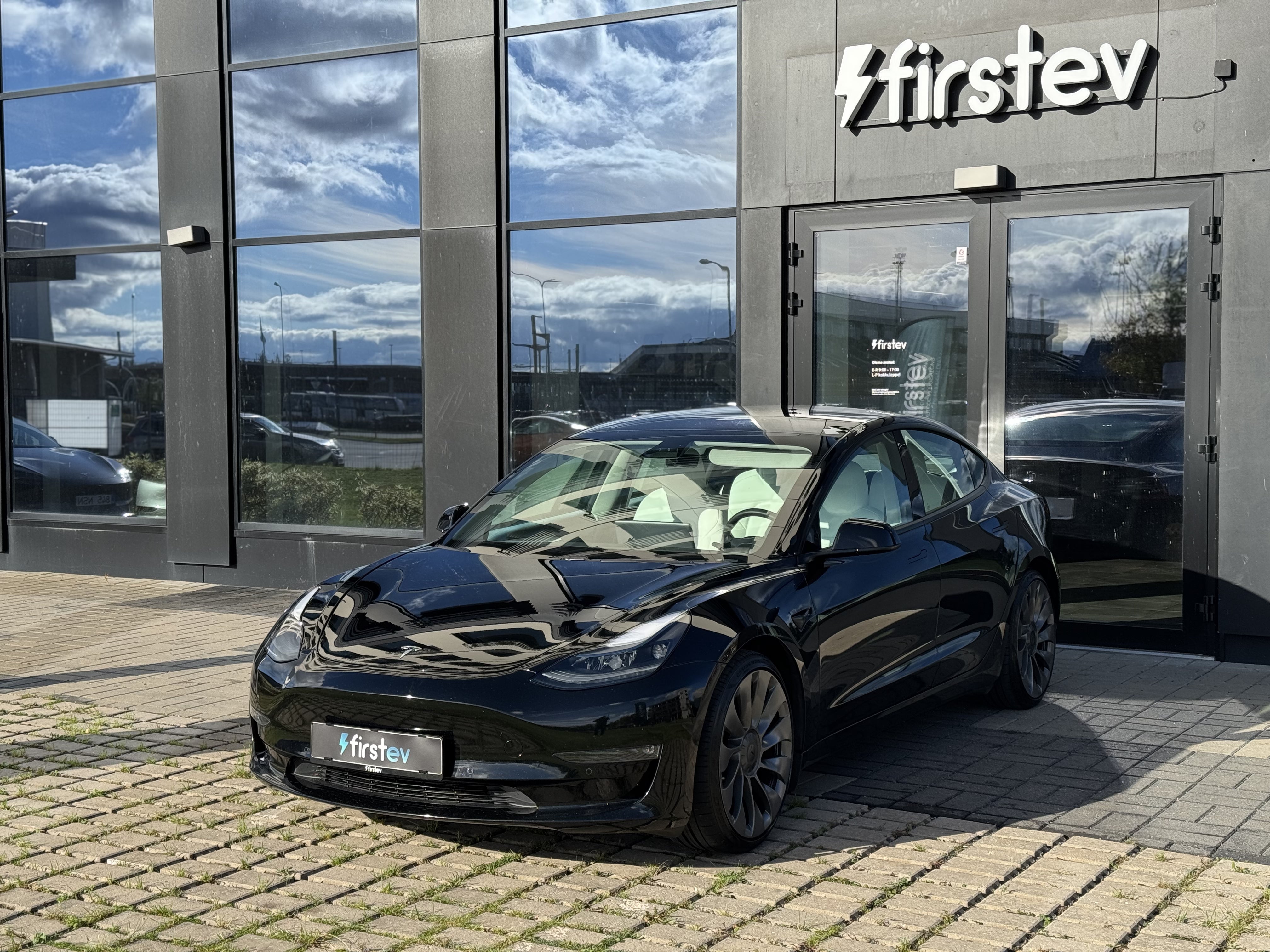Tesla Model 3 Performance 2021