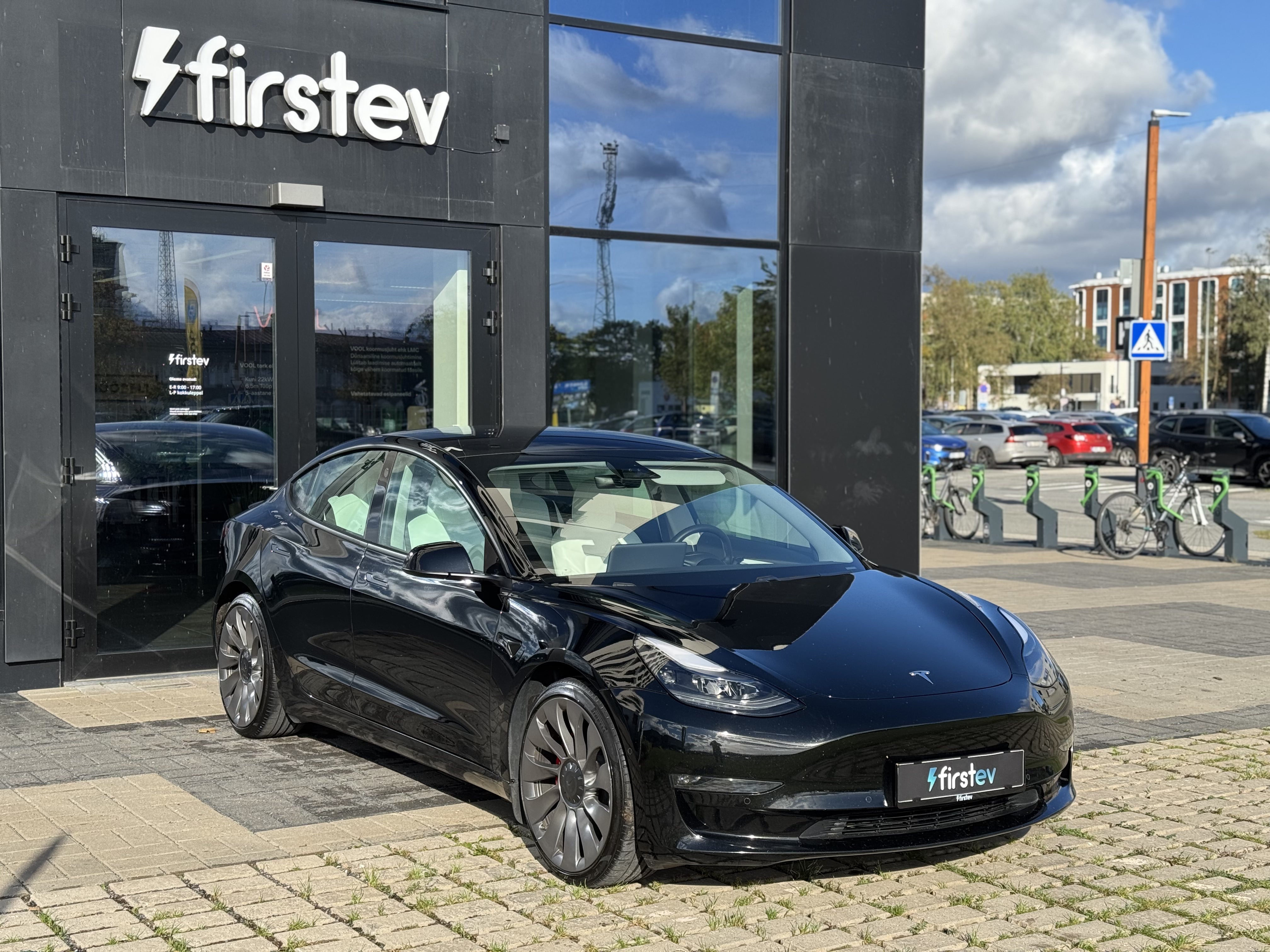 Tesla Model 3 Performance 2021