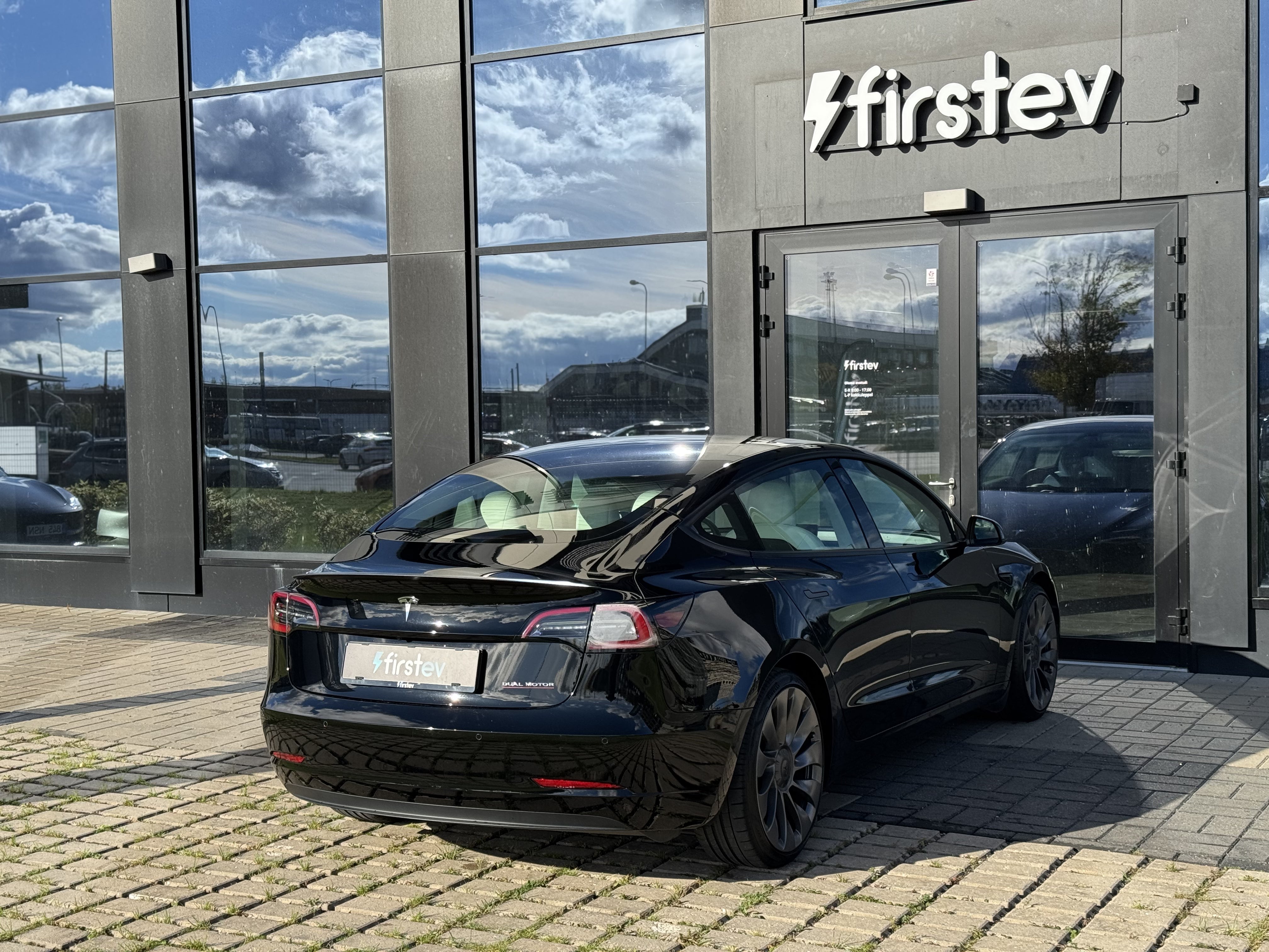 Tesla Model 3 Performance 2021