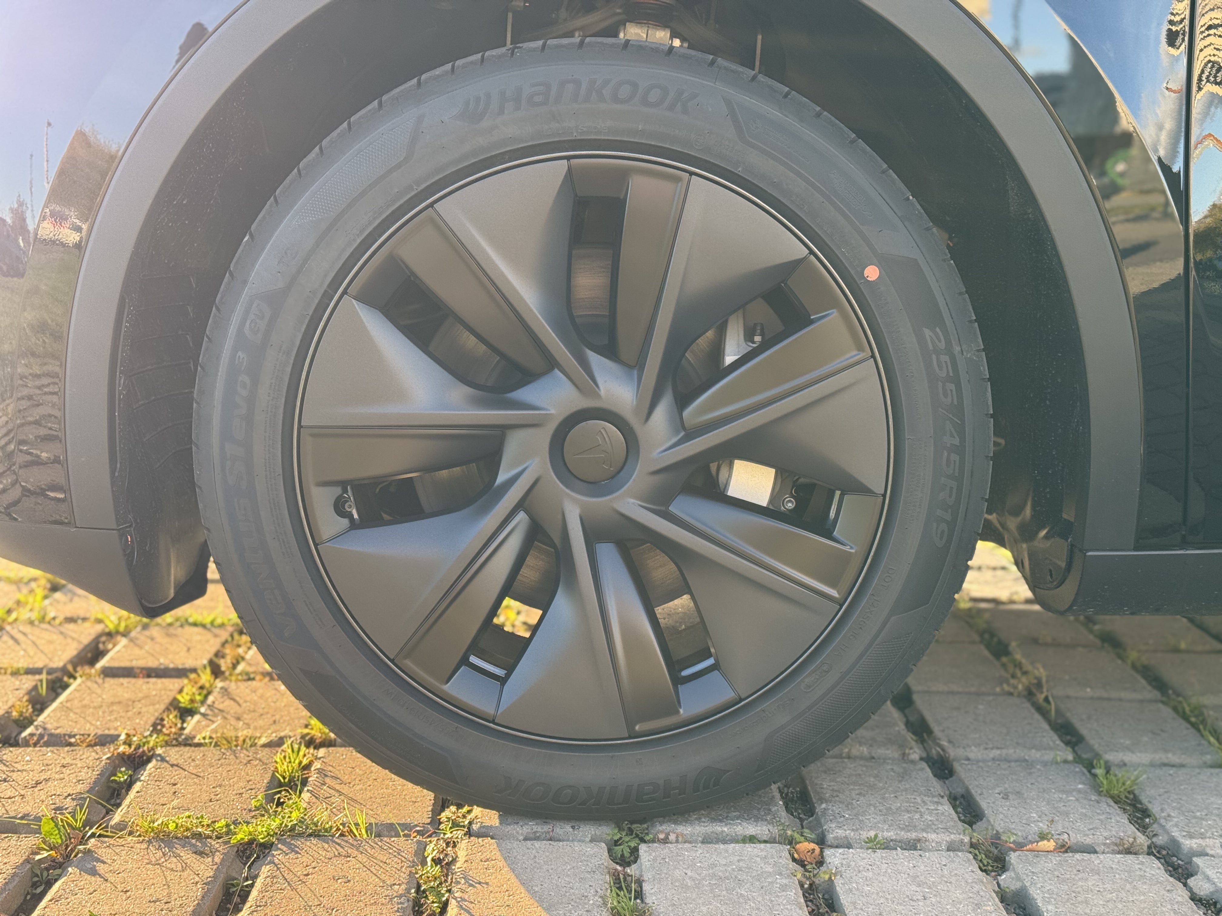 Tesla Model Y Long Range RWD 2024
