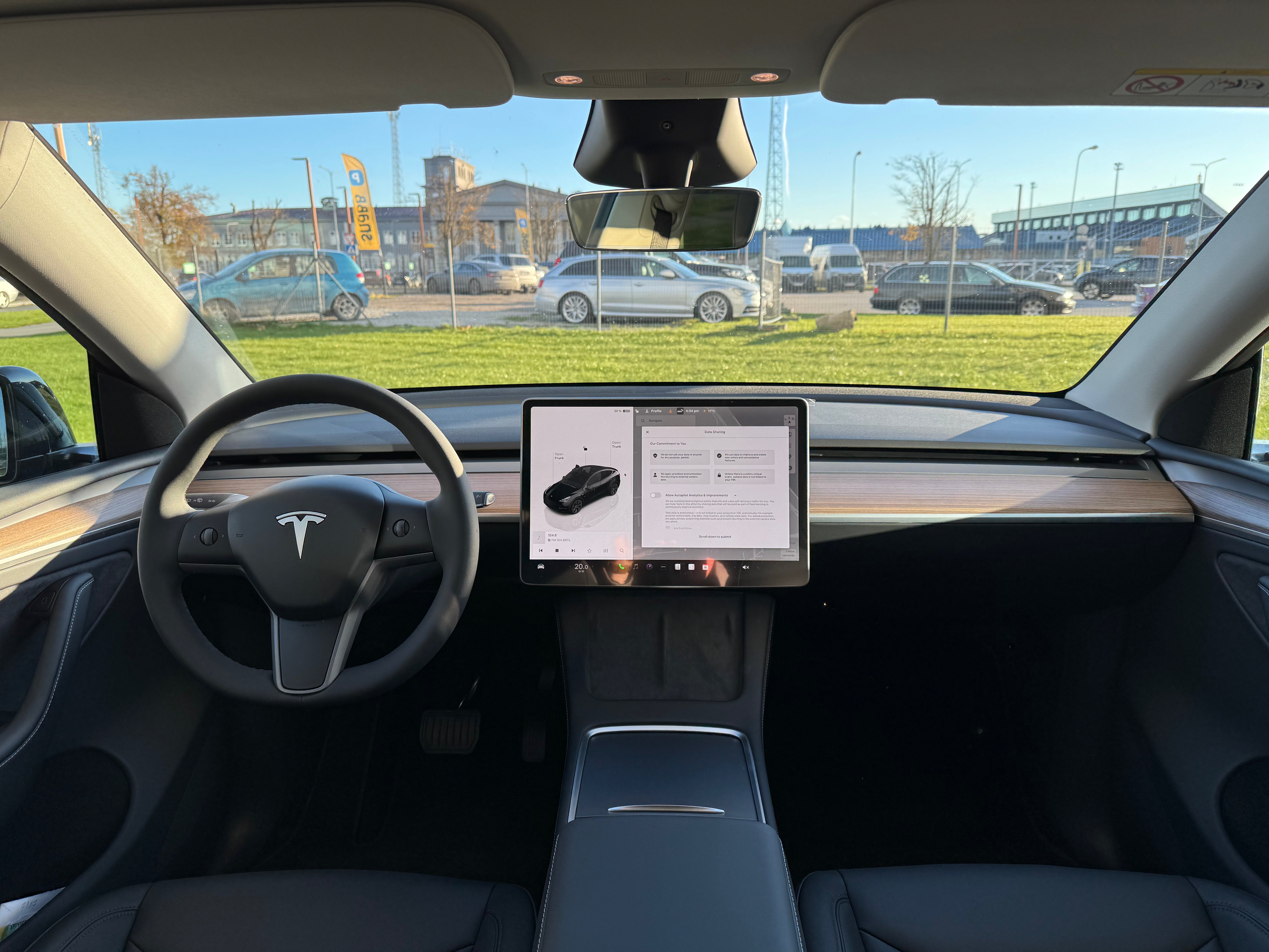 Tesla Model Y Long Range RWD 2024