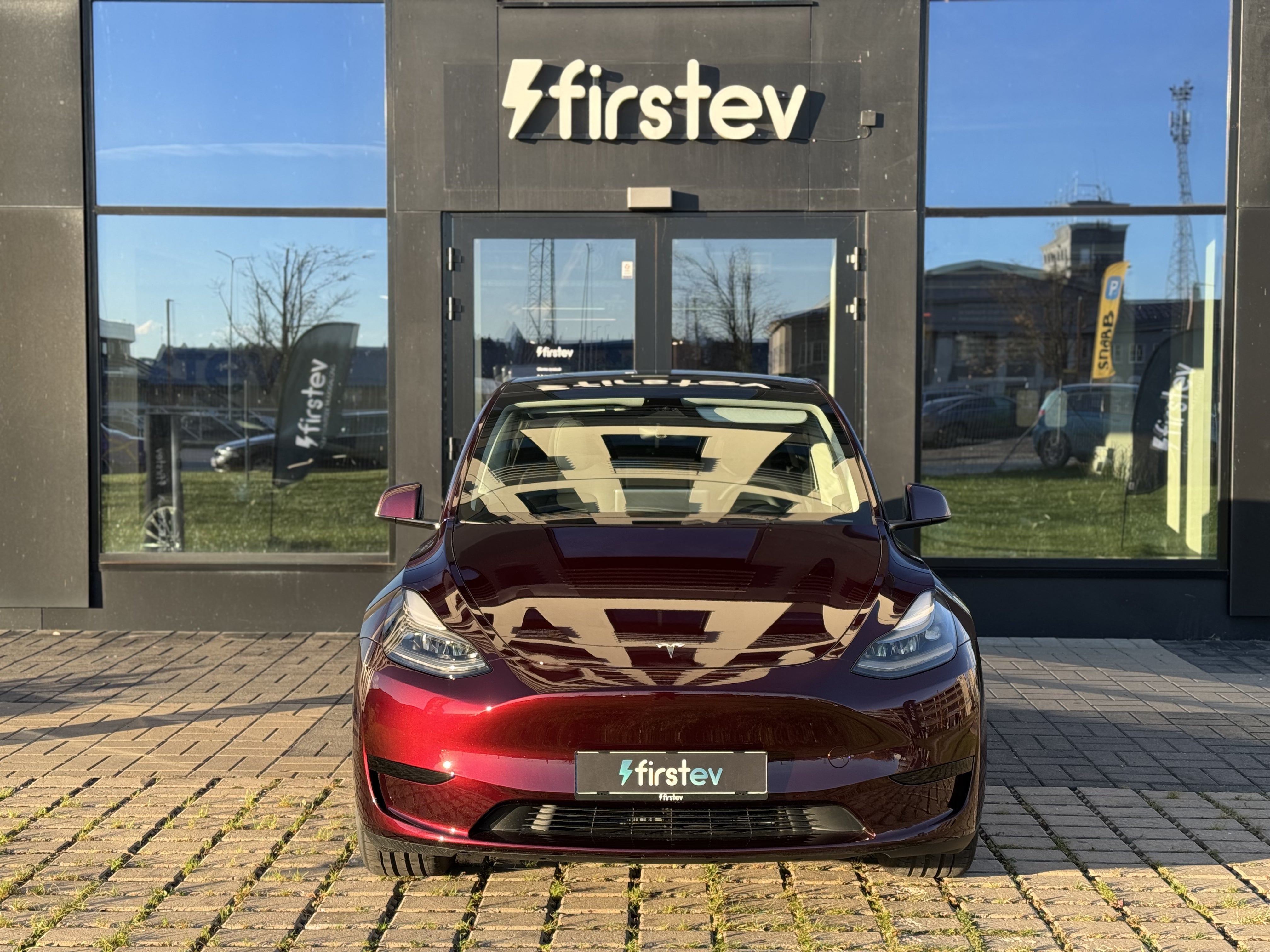 Tesla Model Y Long Range RWD 2024