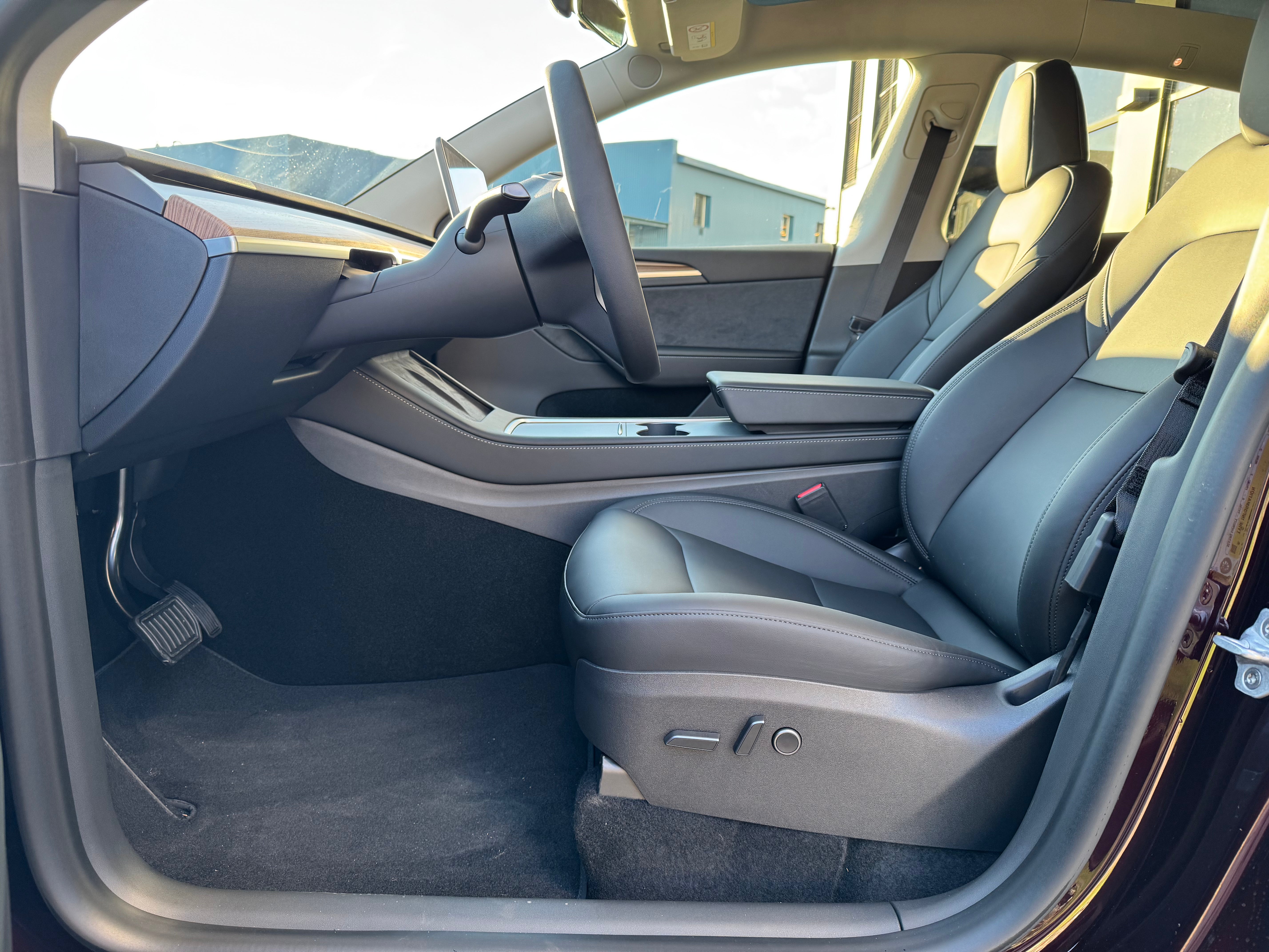 Tesla Model Y Long Range RWD 2024