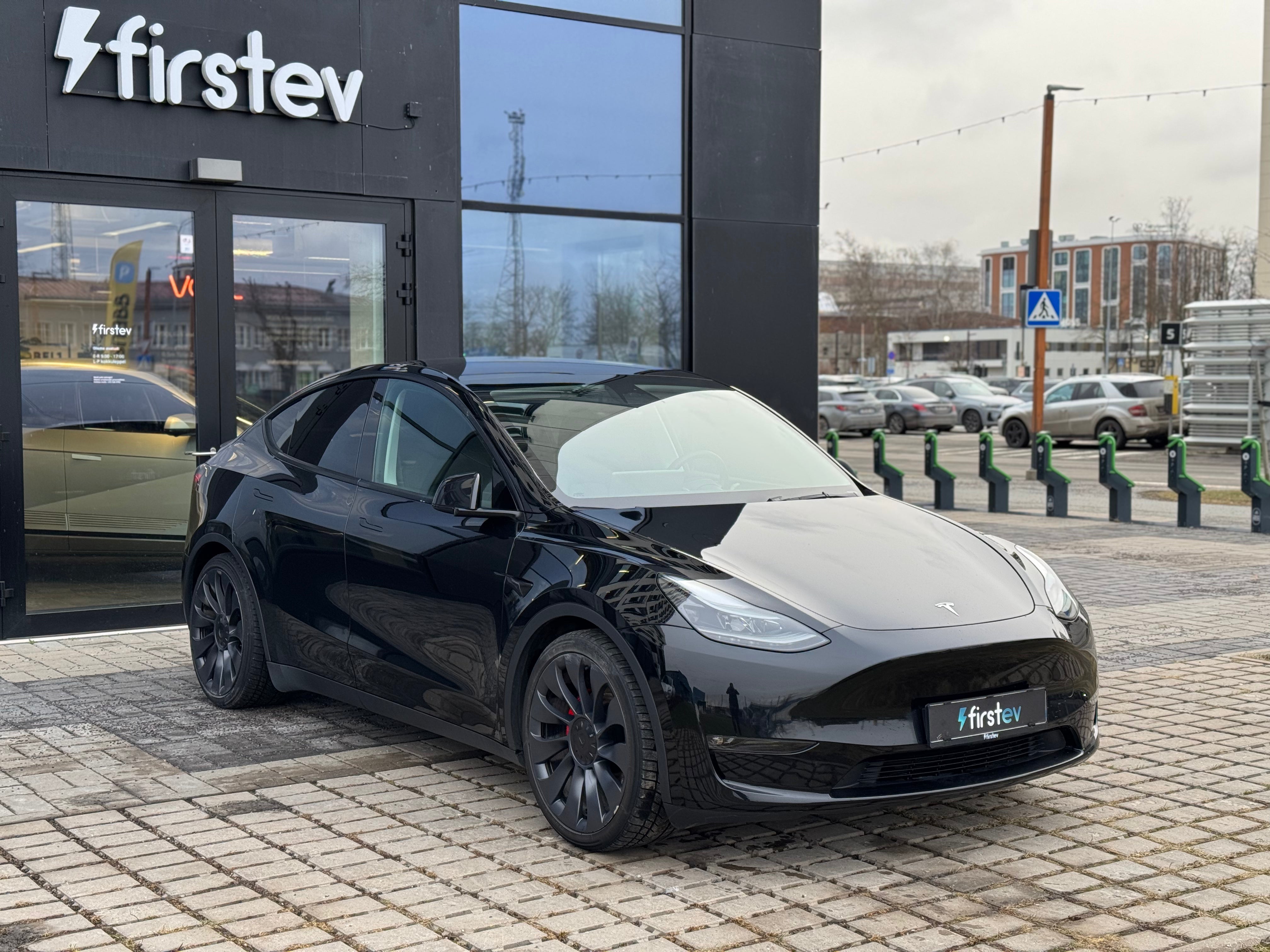 Tesla Model Y Performance 2022