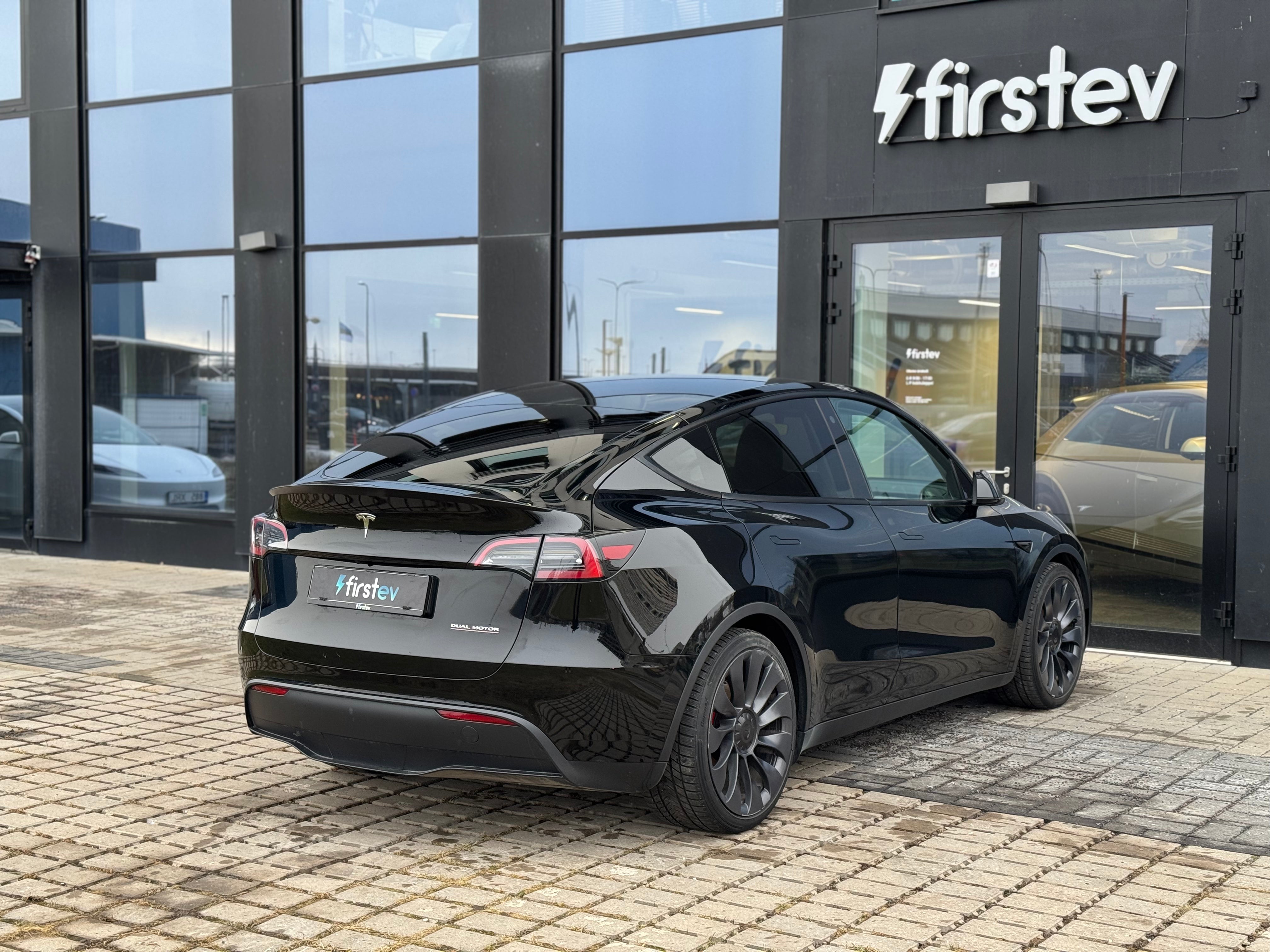 Tesla Model Y Performance 2022