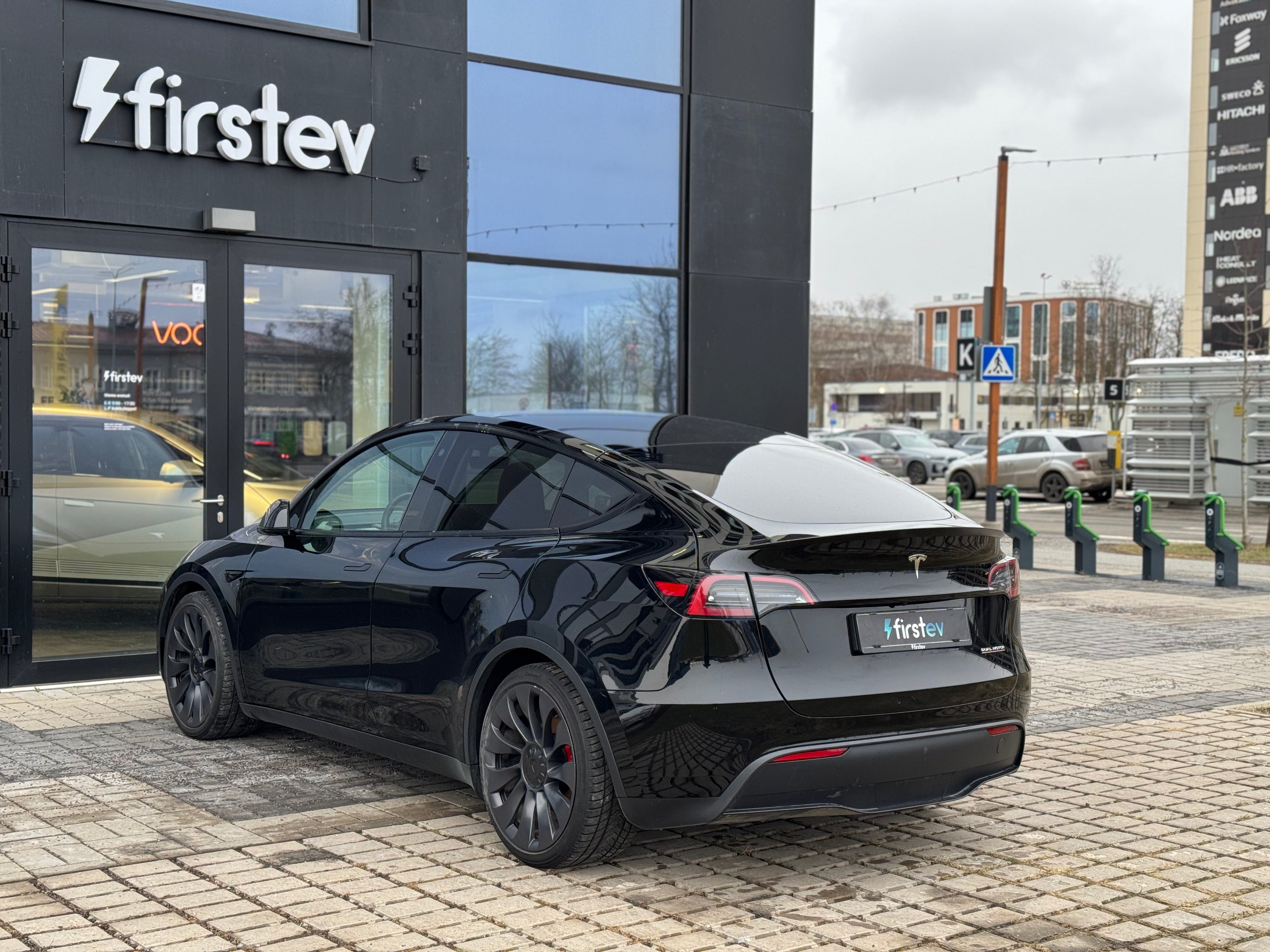 Tesla Model Y Performance 2022