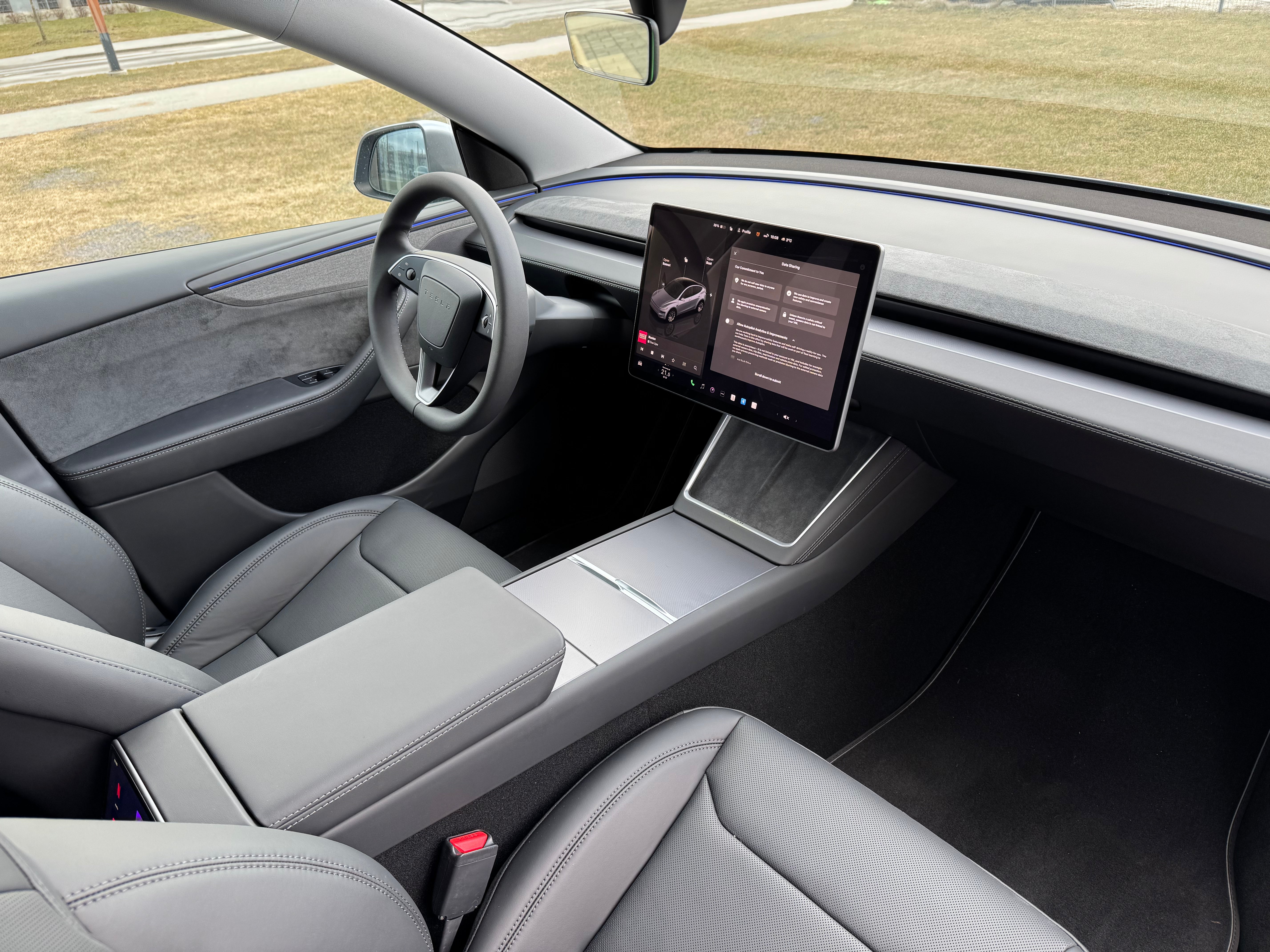 Tesla Model Y Juniper 2025