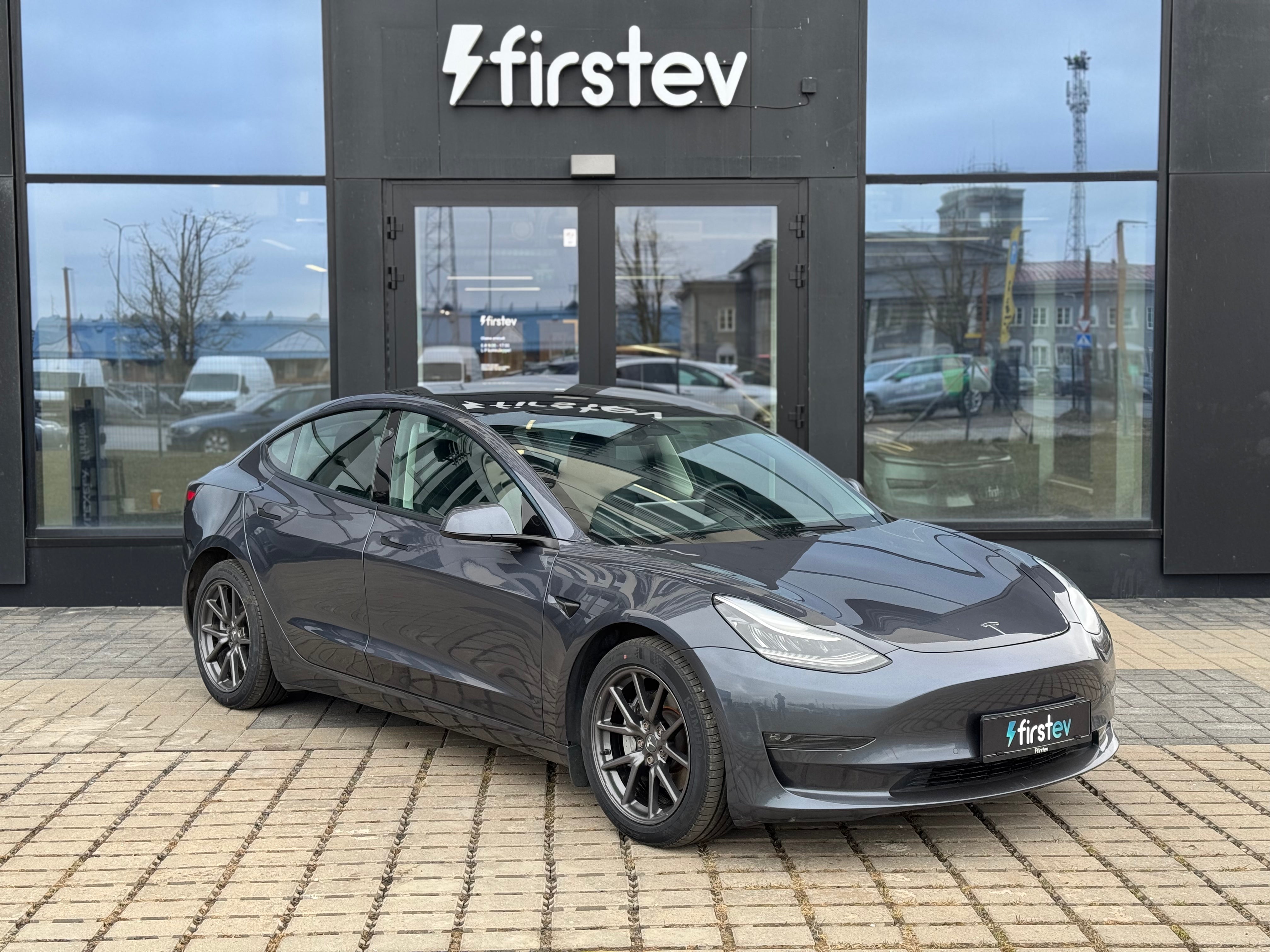 Tesla Model 3 Long Range 2021