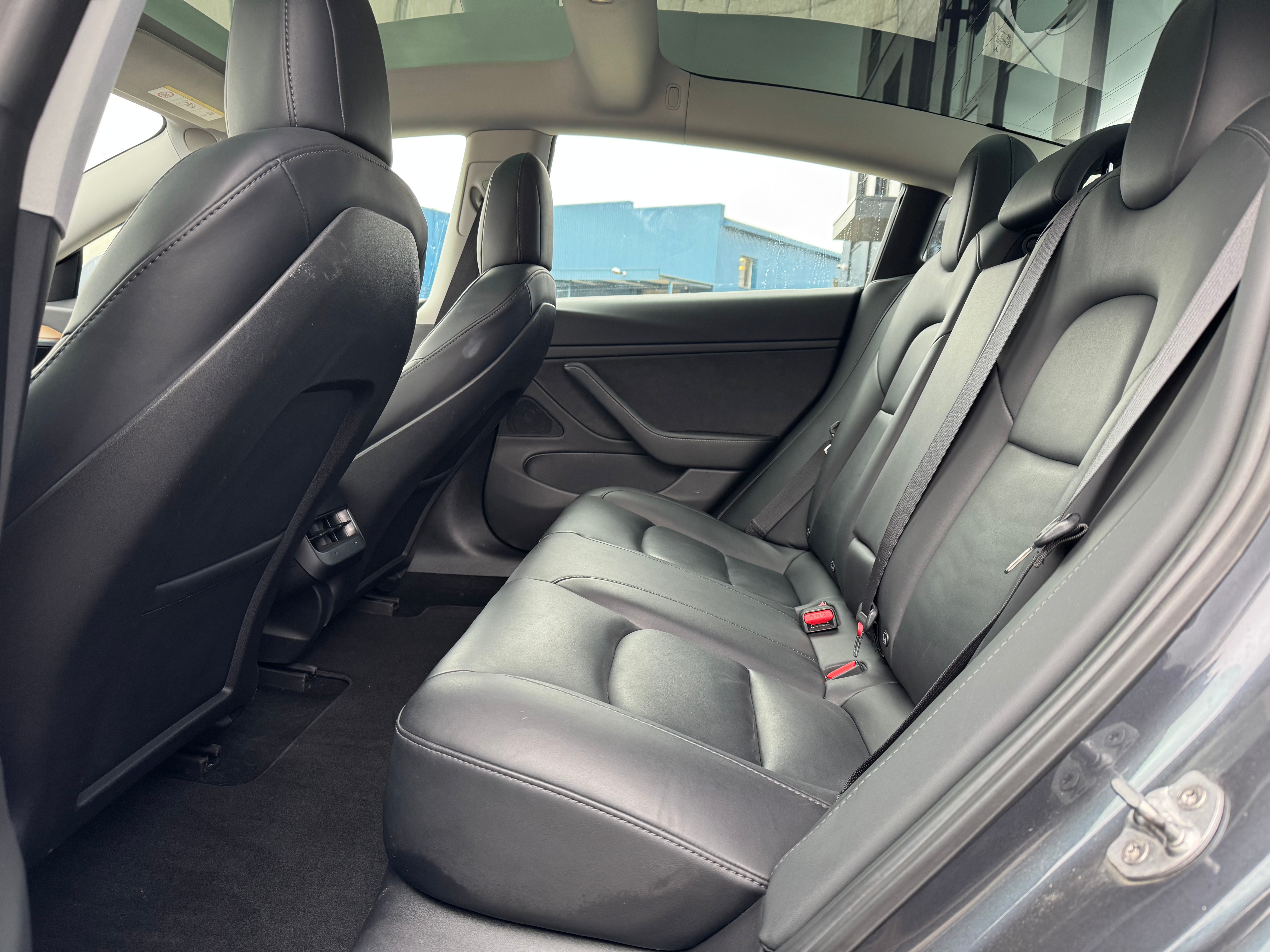Tesla Model 3 Long Range 2021