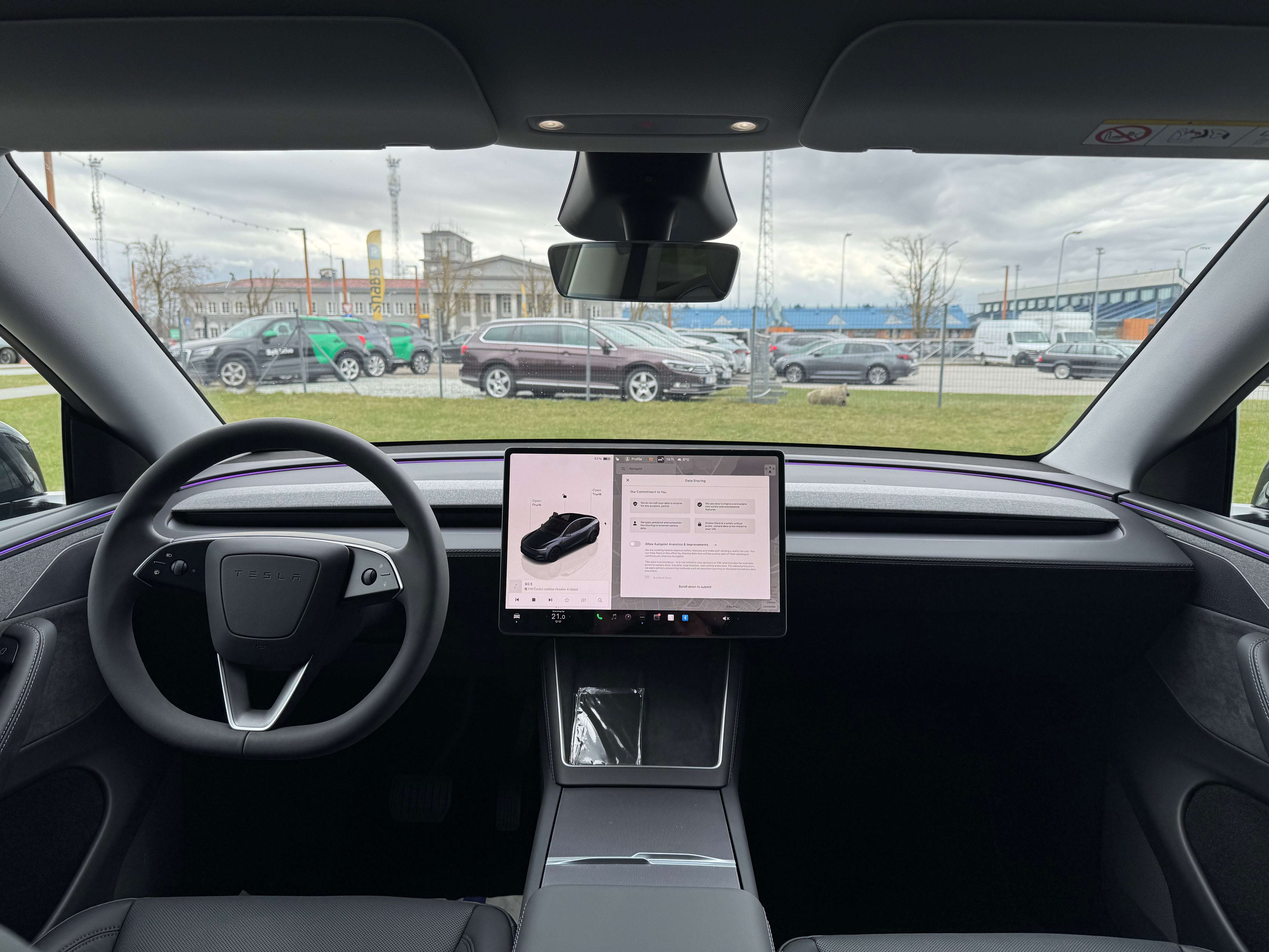 Tesla Model Y Long Range 2025