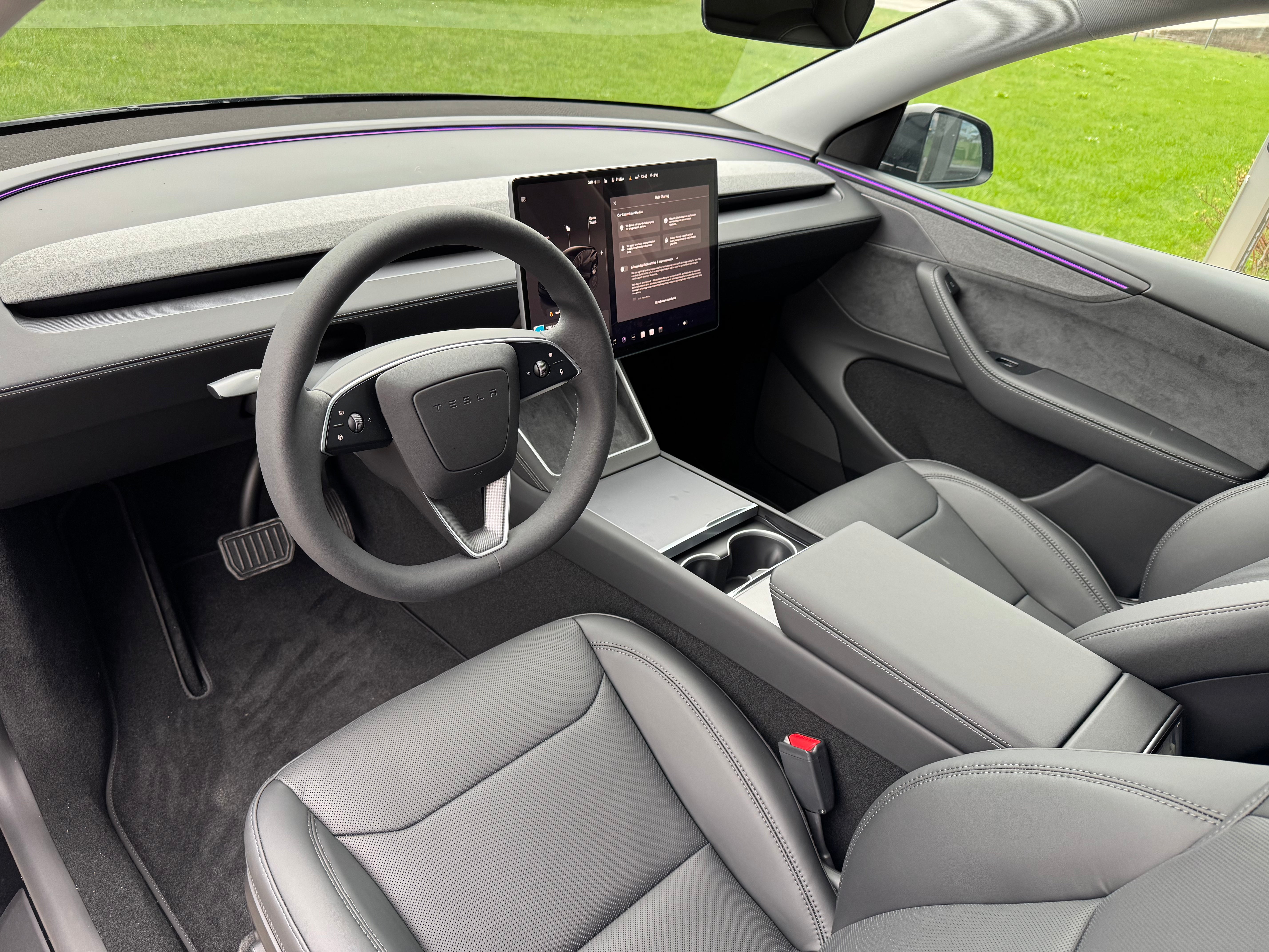 Tesla Model Y Long Range 2025