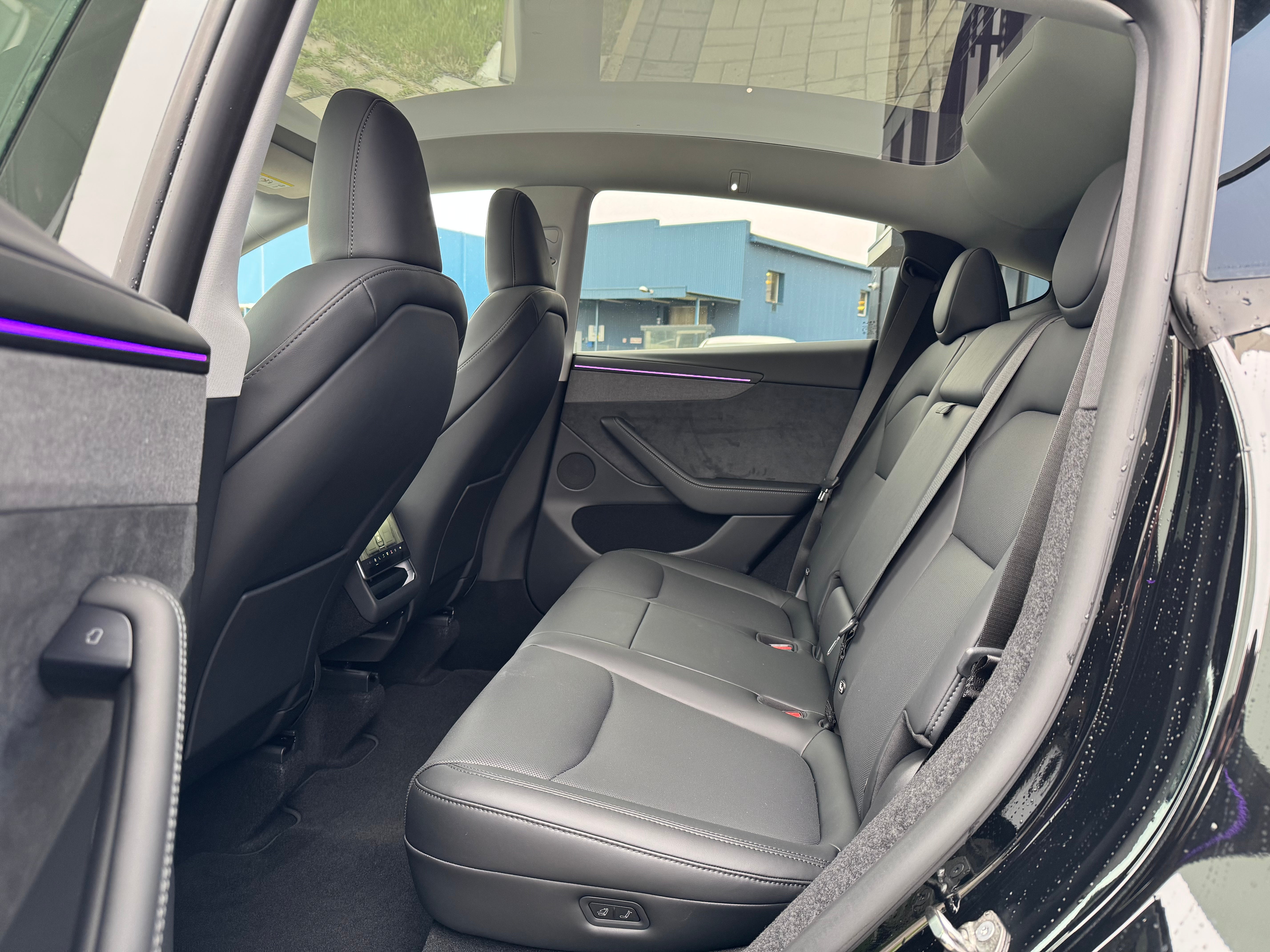 Tesla Model Y Long Range 2025