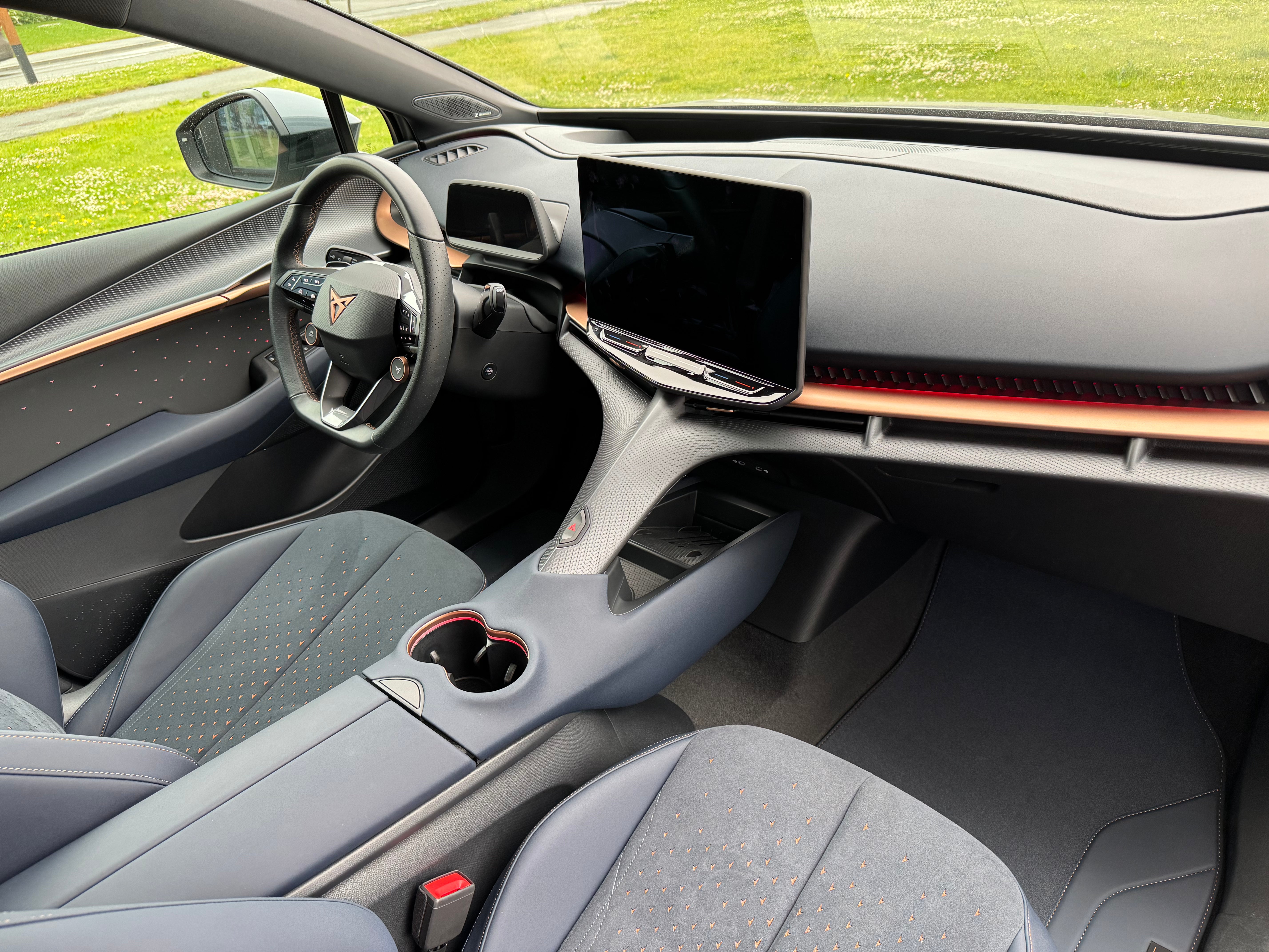 Cupra Tavascan VZ Plus