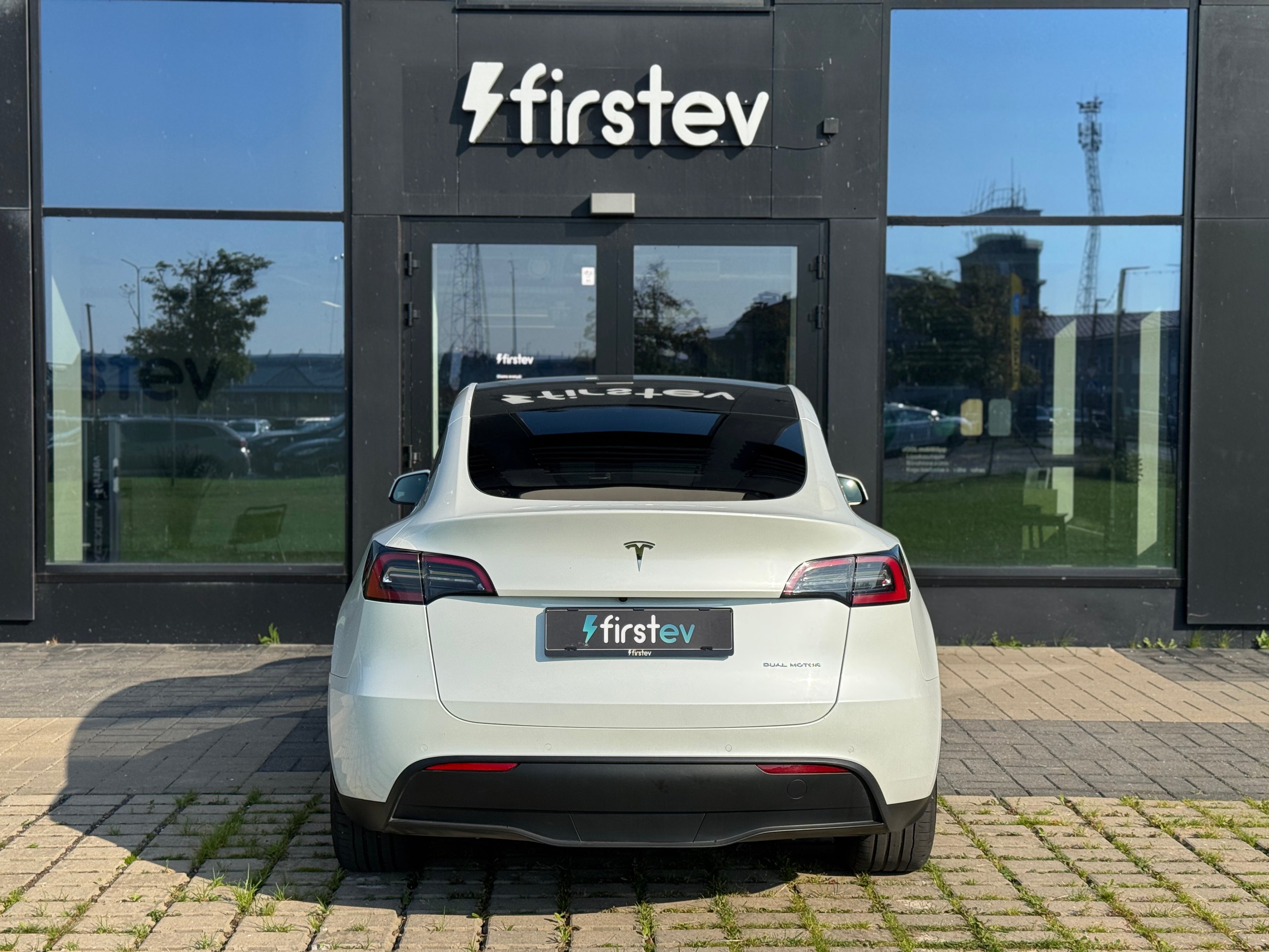 Tesla Model Y Long Range AWD 2022