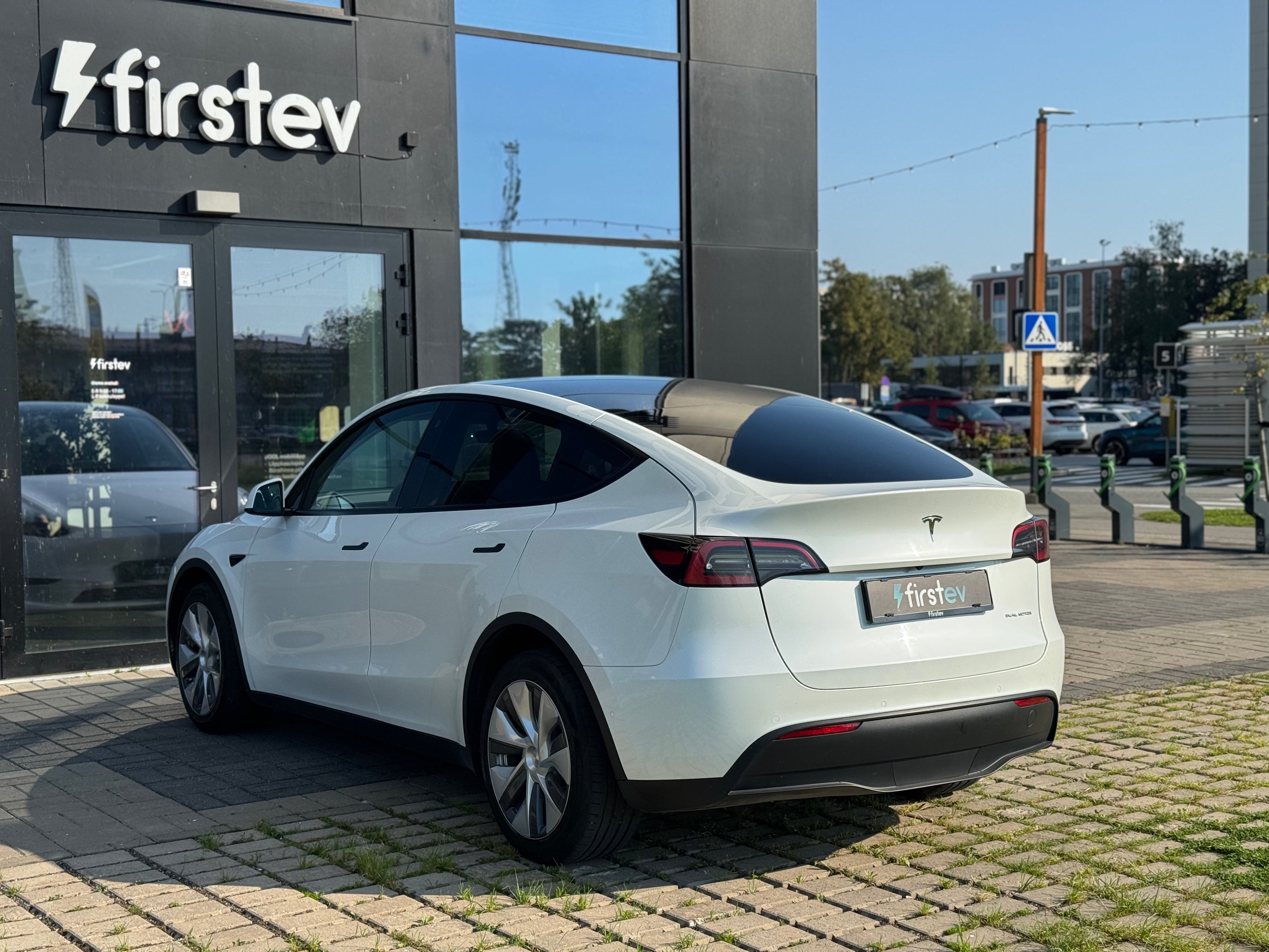 Tesla Model Y Long Range AWD 2022