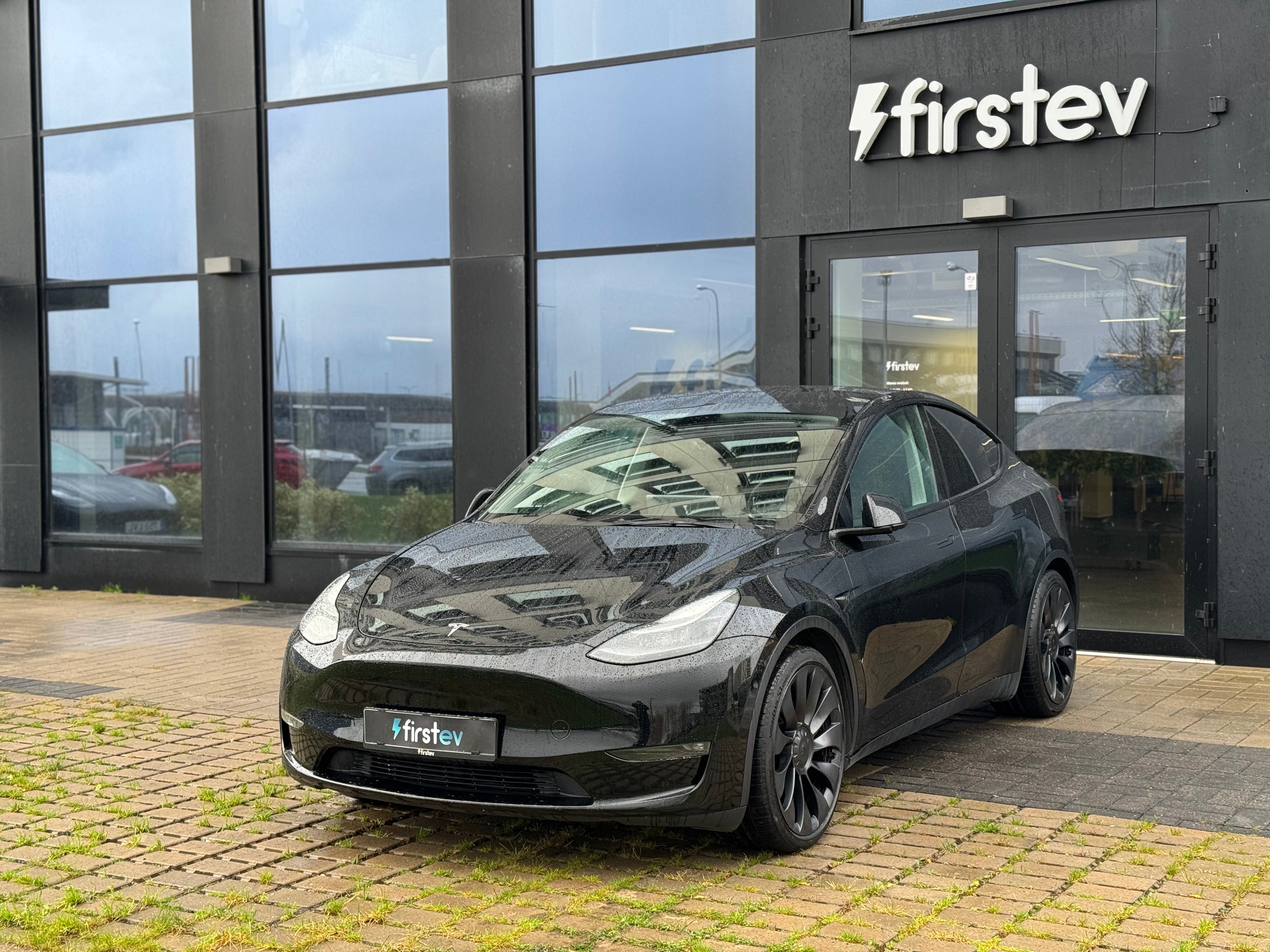 Tesla Model Y Performance 2022