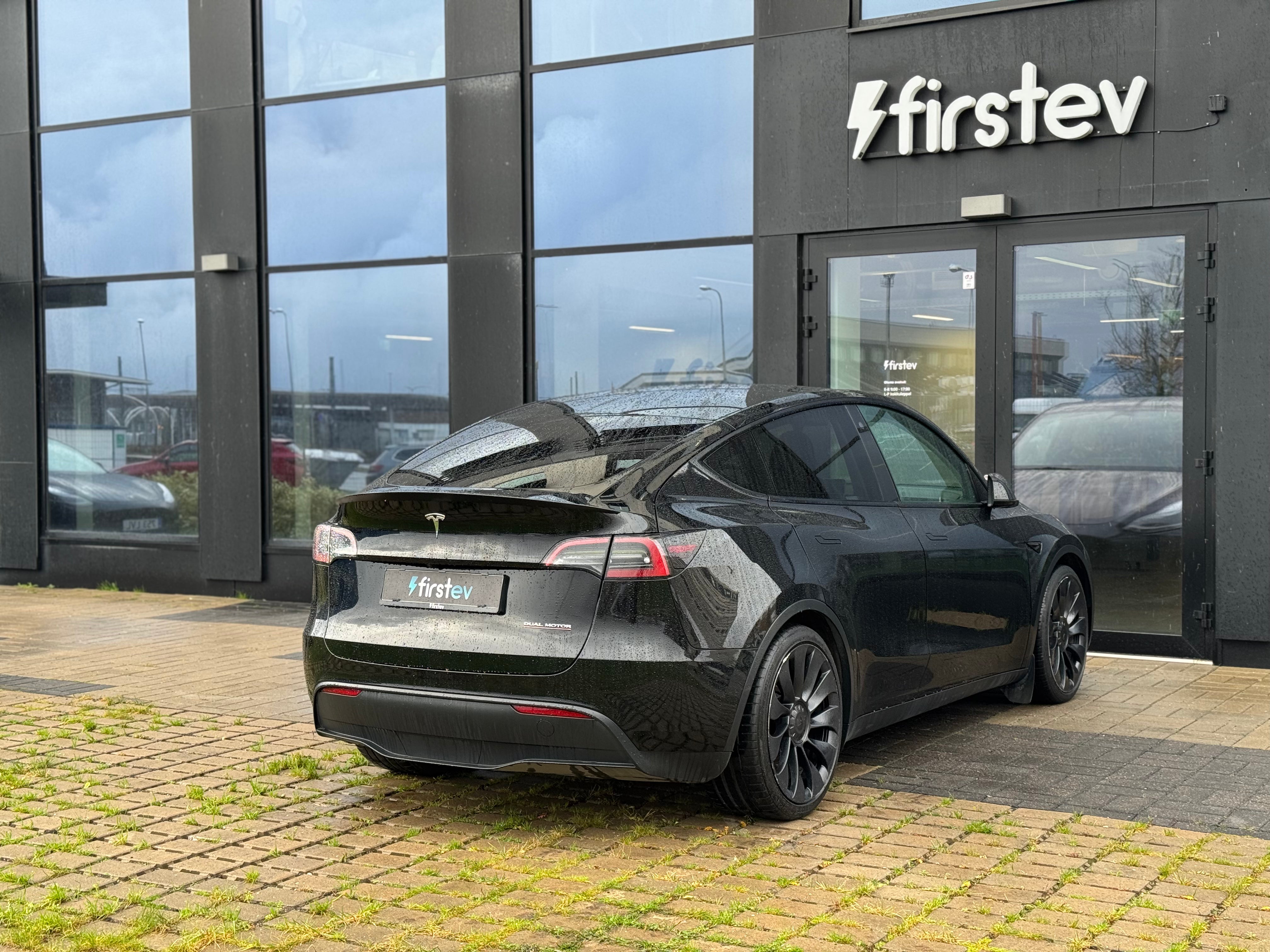 Tesla Model Y Performance 2022