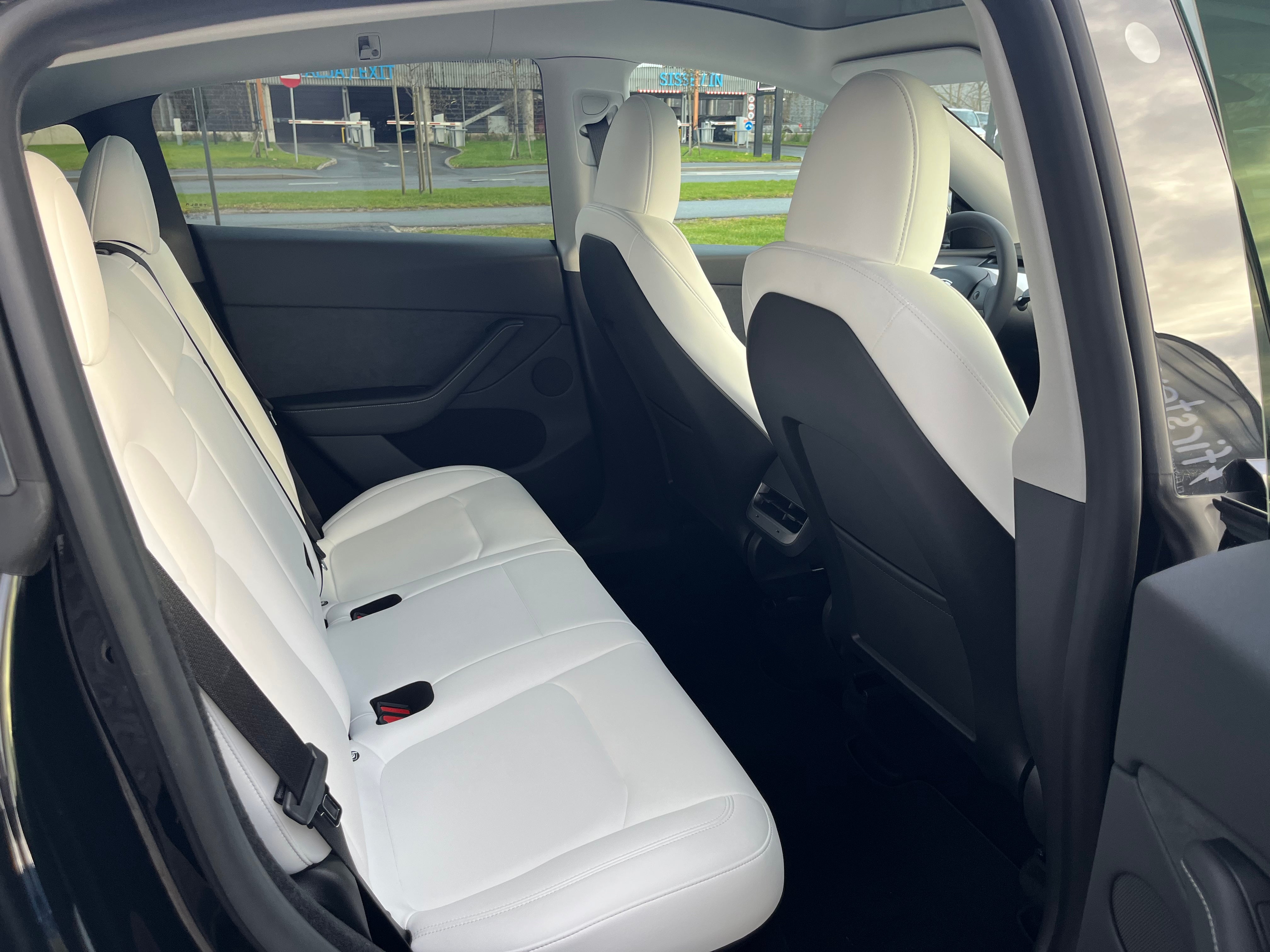 Tesla Model Y Performance 2024