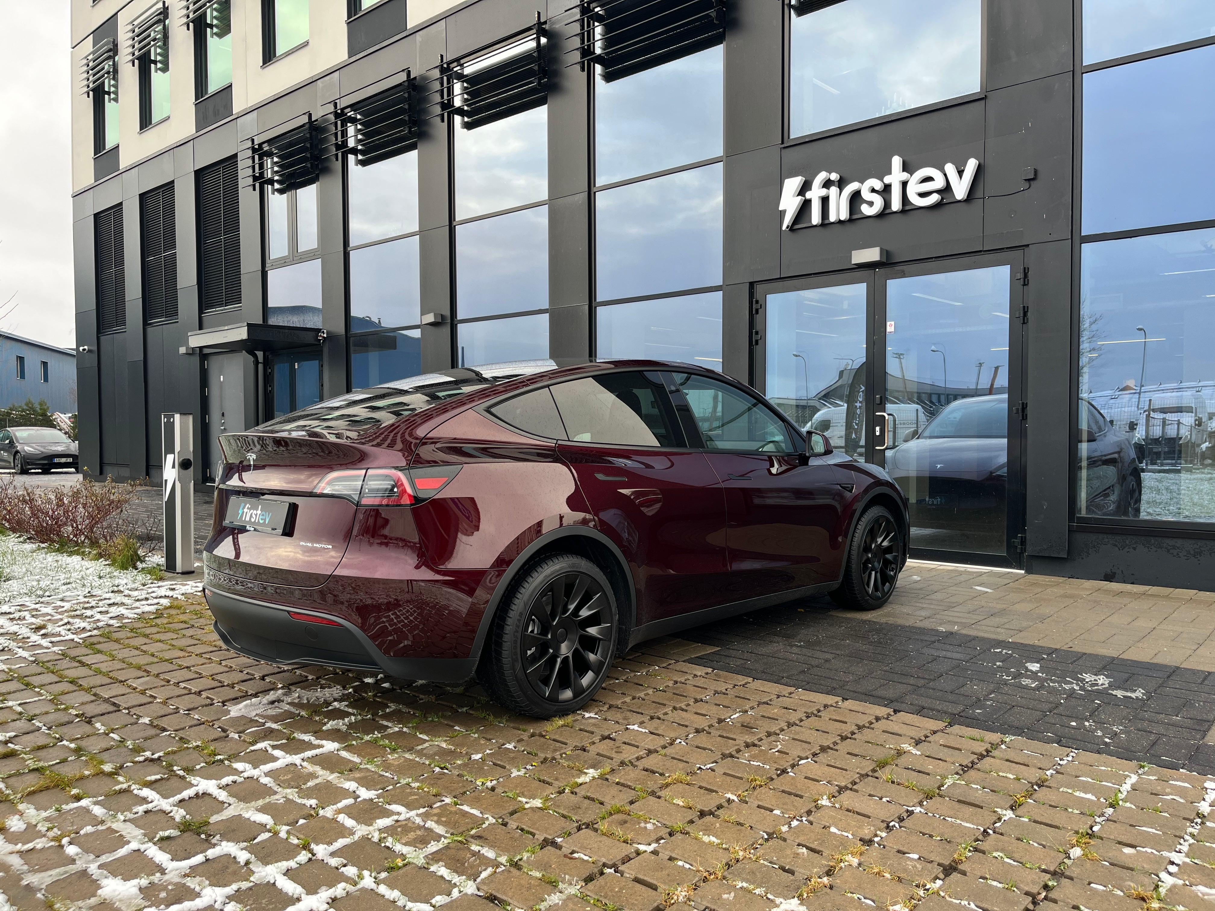 Tesla Model Y Long Range 2023