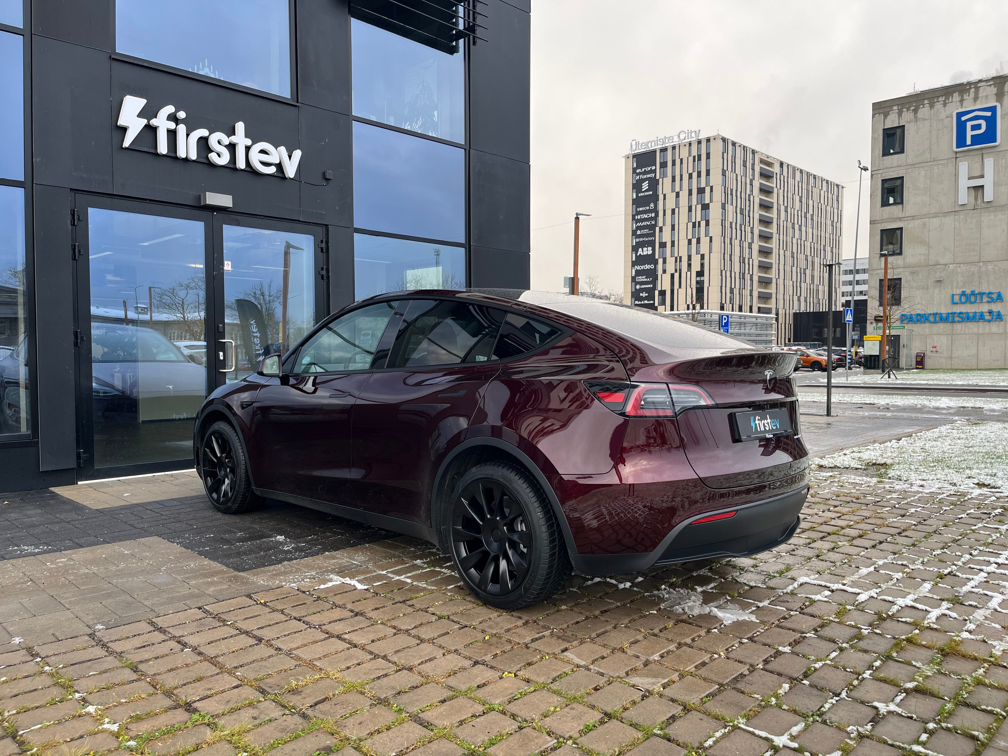 Tesla Model Y Long Range 2023