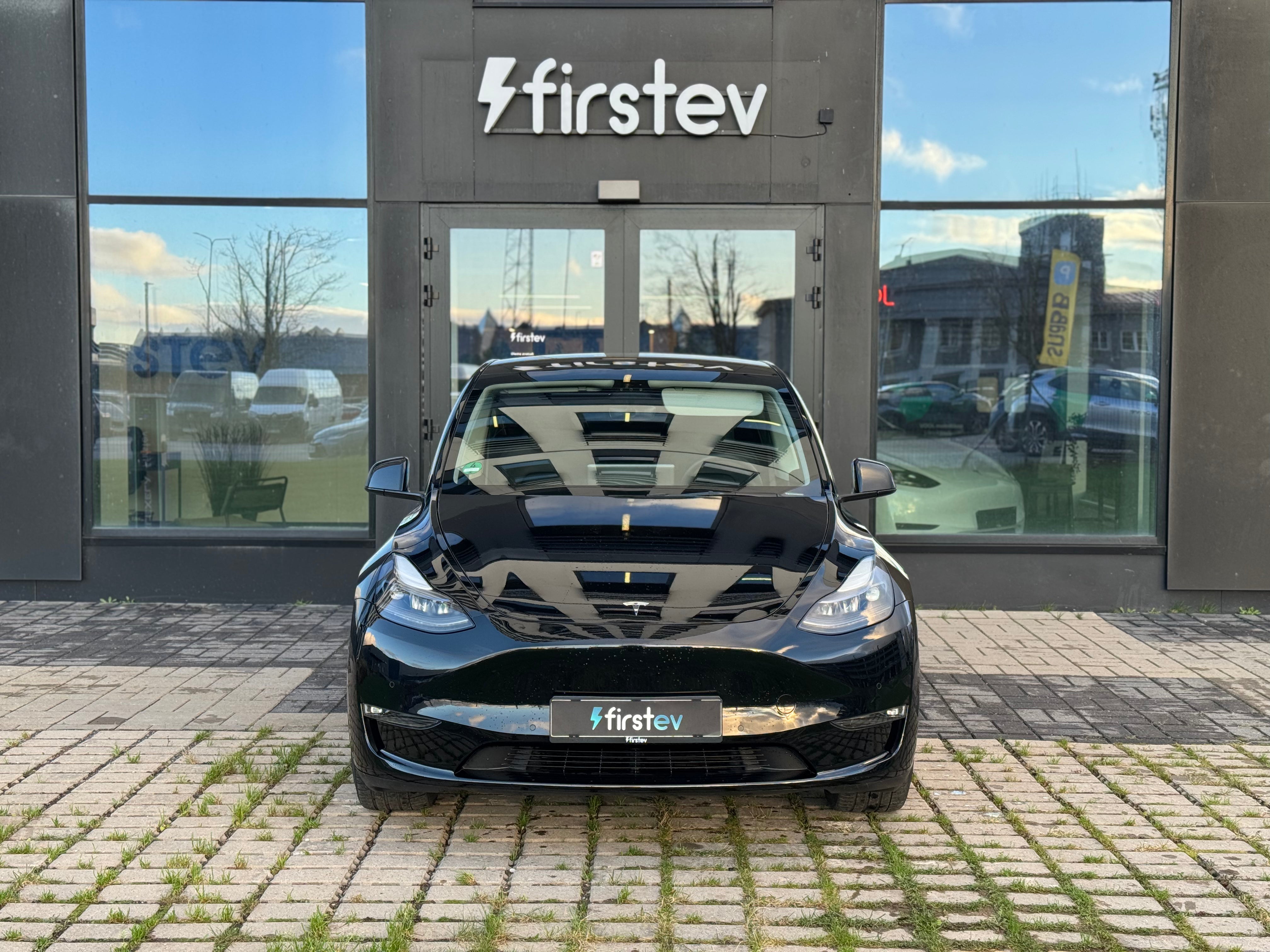 Tesla Model Y Long Range 2022