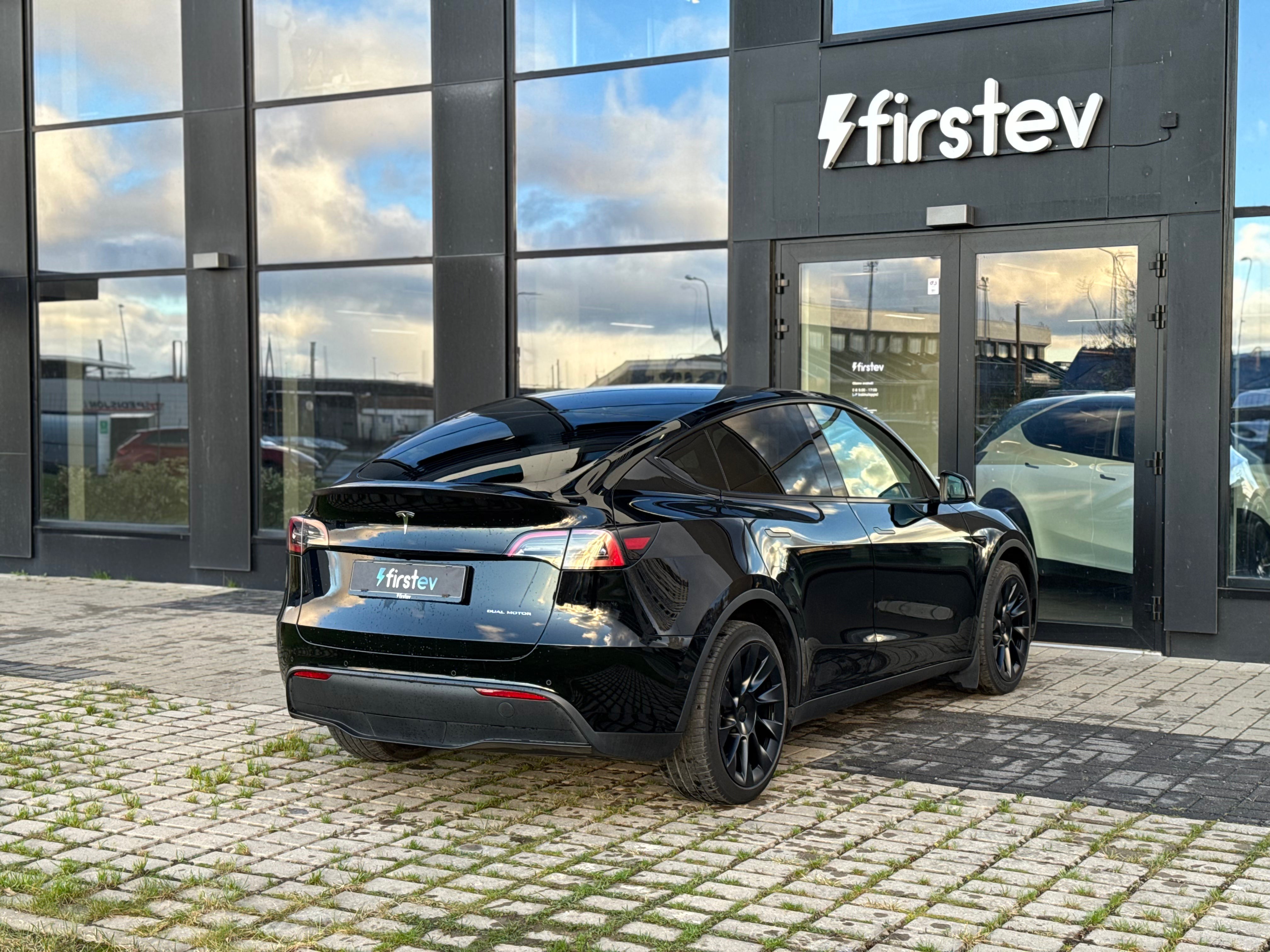 Tesla Model Y Long Range 2022