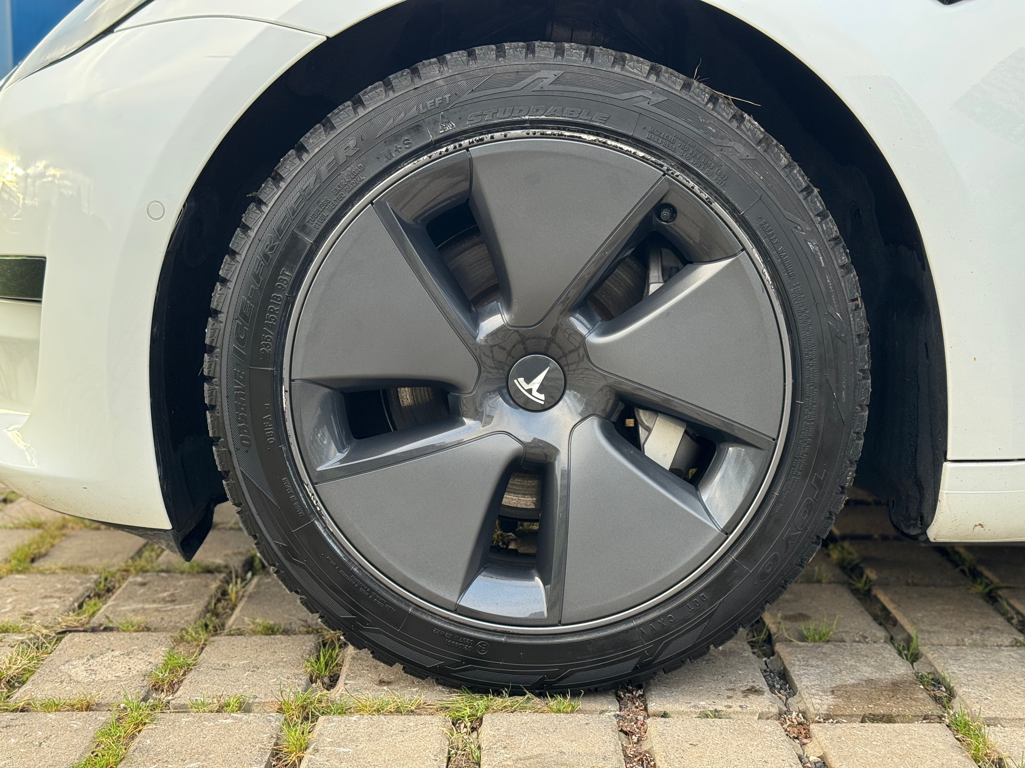 Tesla Model 3 Standard Range Plus 2021