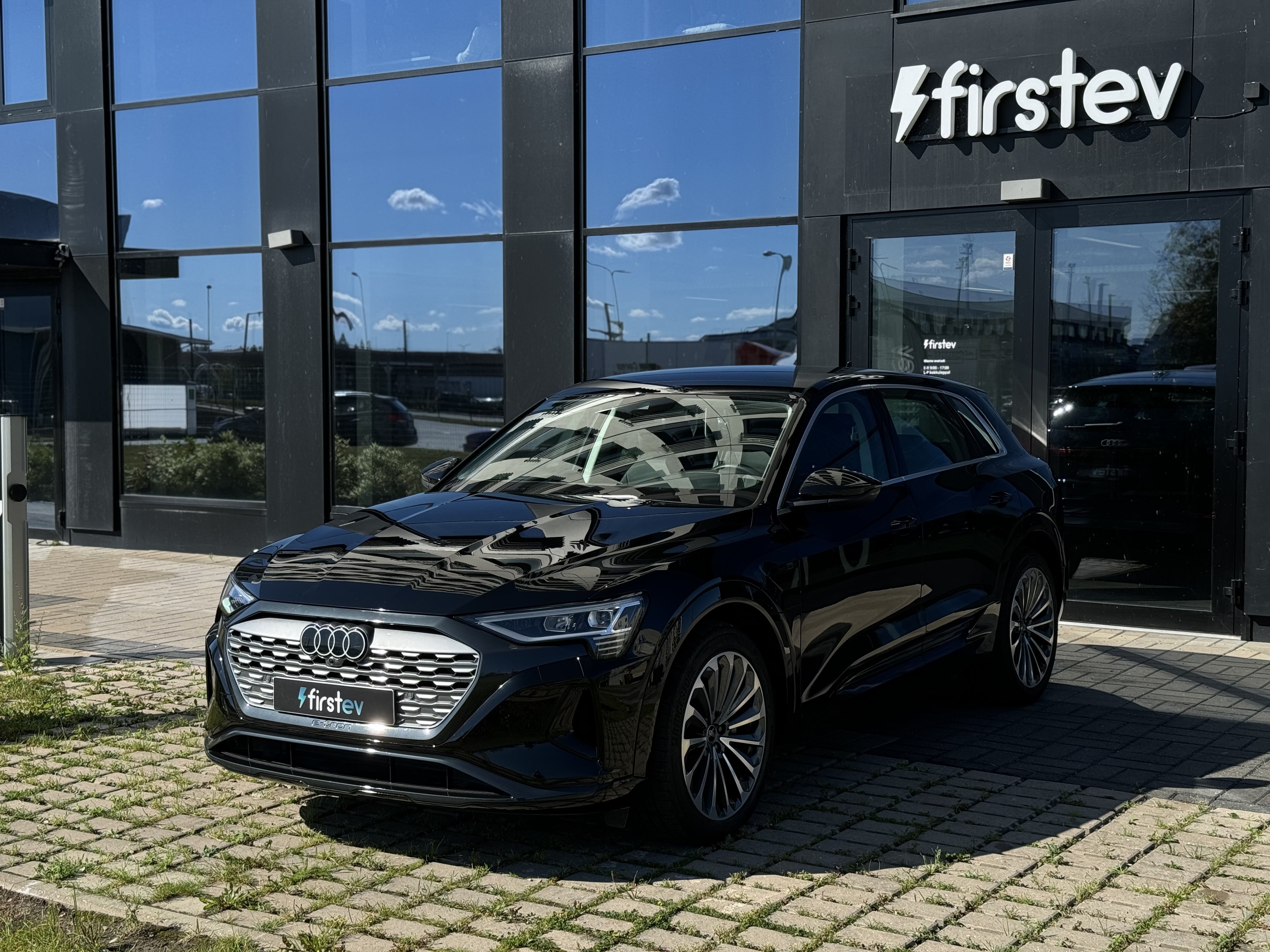 Audi Q8 E-Tron 55 Quattro