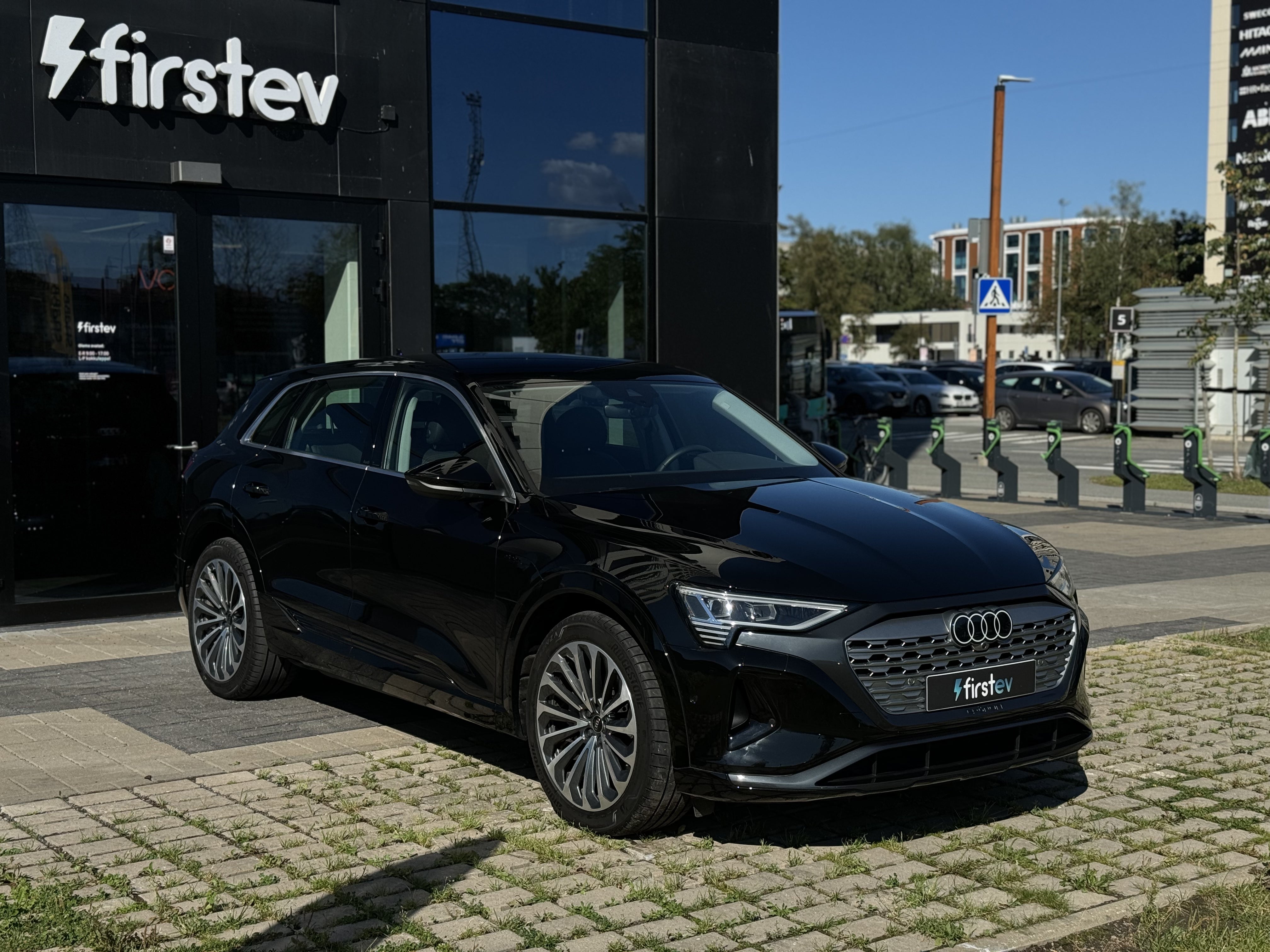 Audi Q8 E-Tron 55 Quattro