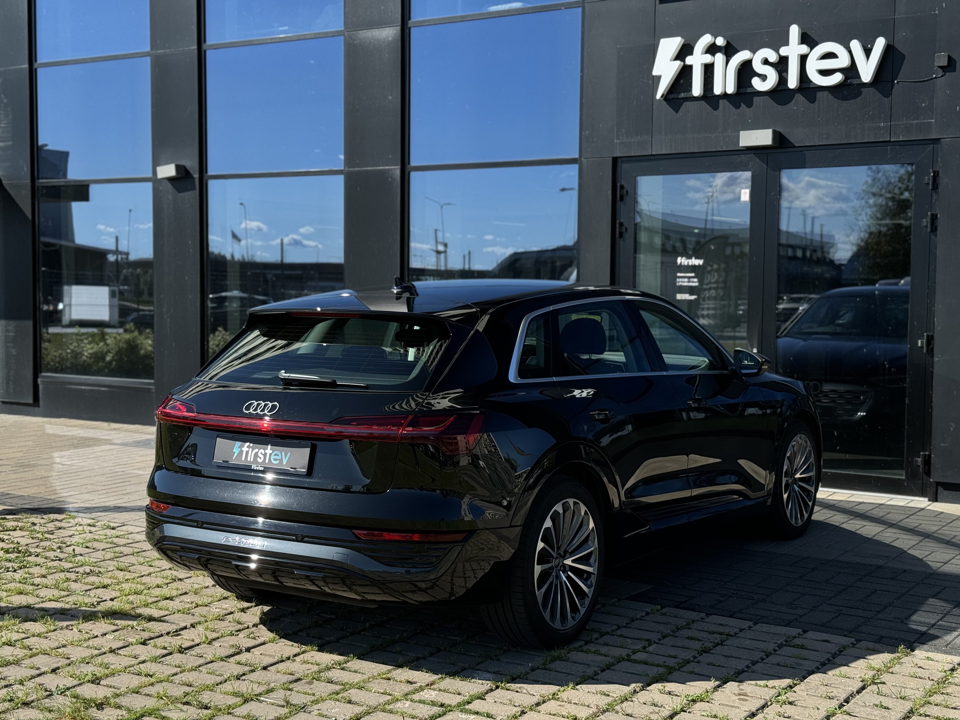 Audi Q8 E-Tron 55 Quattro