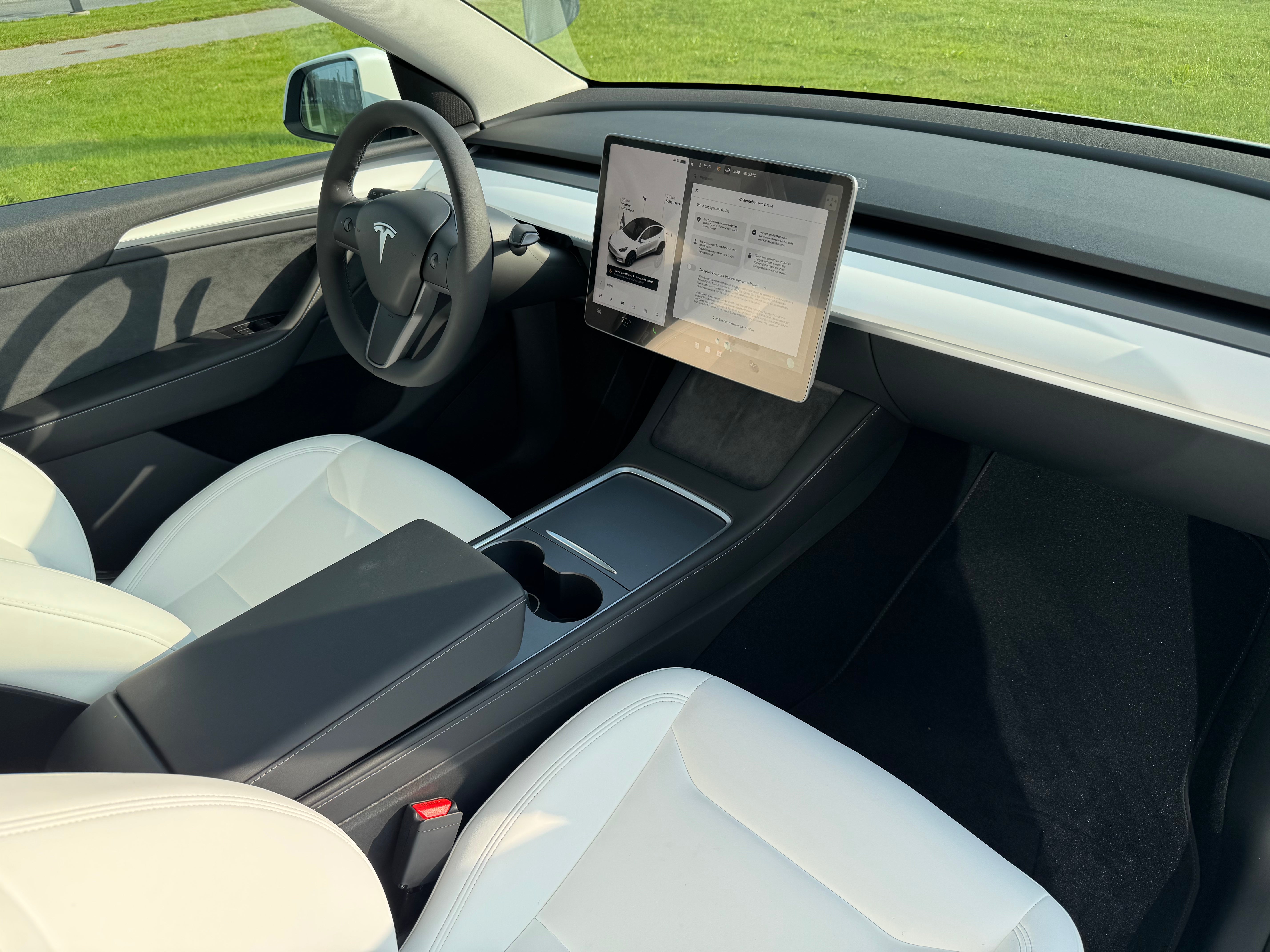 Tesla Model Y Long Range RWD 2024