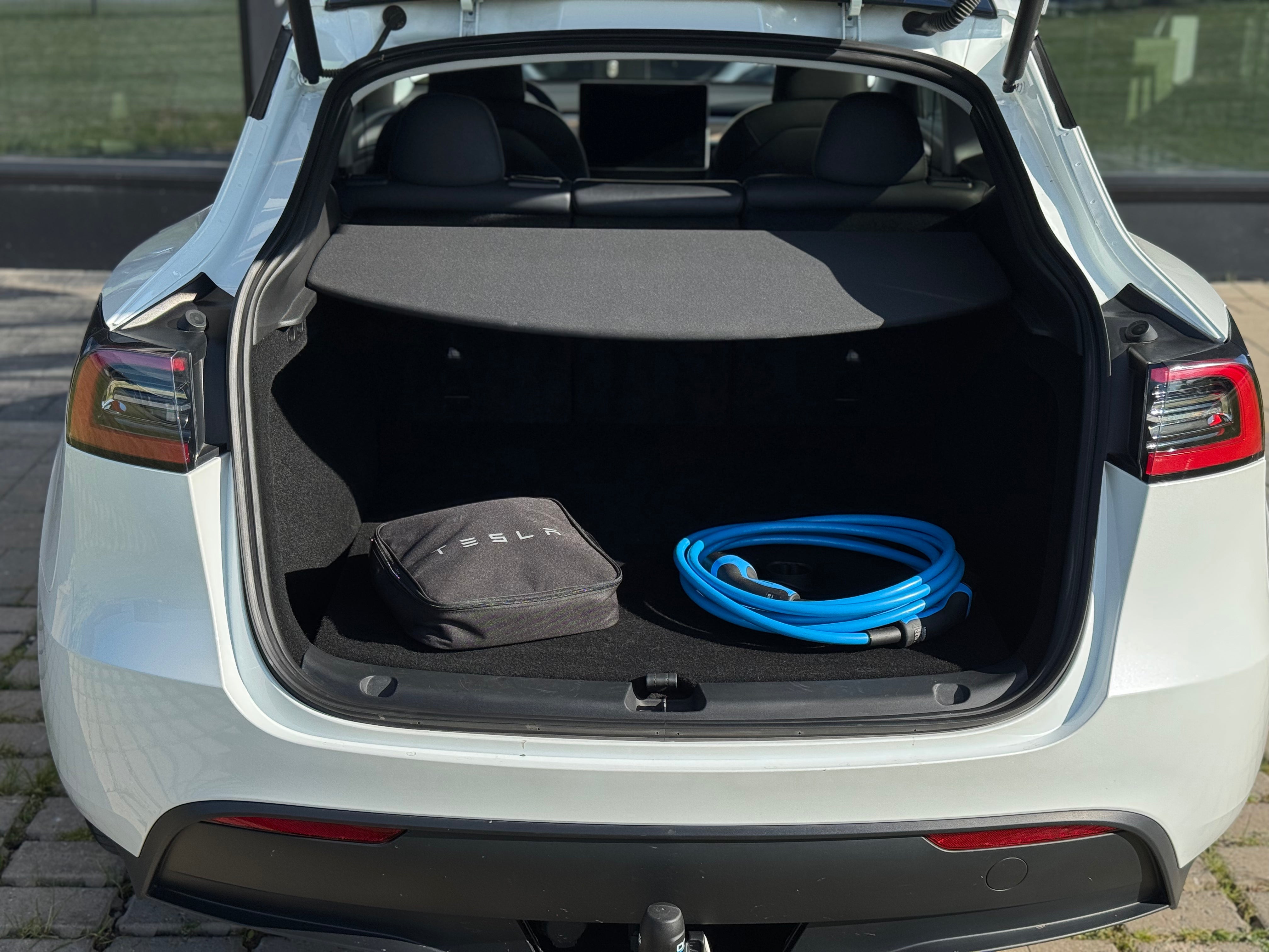Tesla Model Y Long Range AWD 2023
