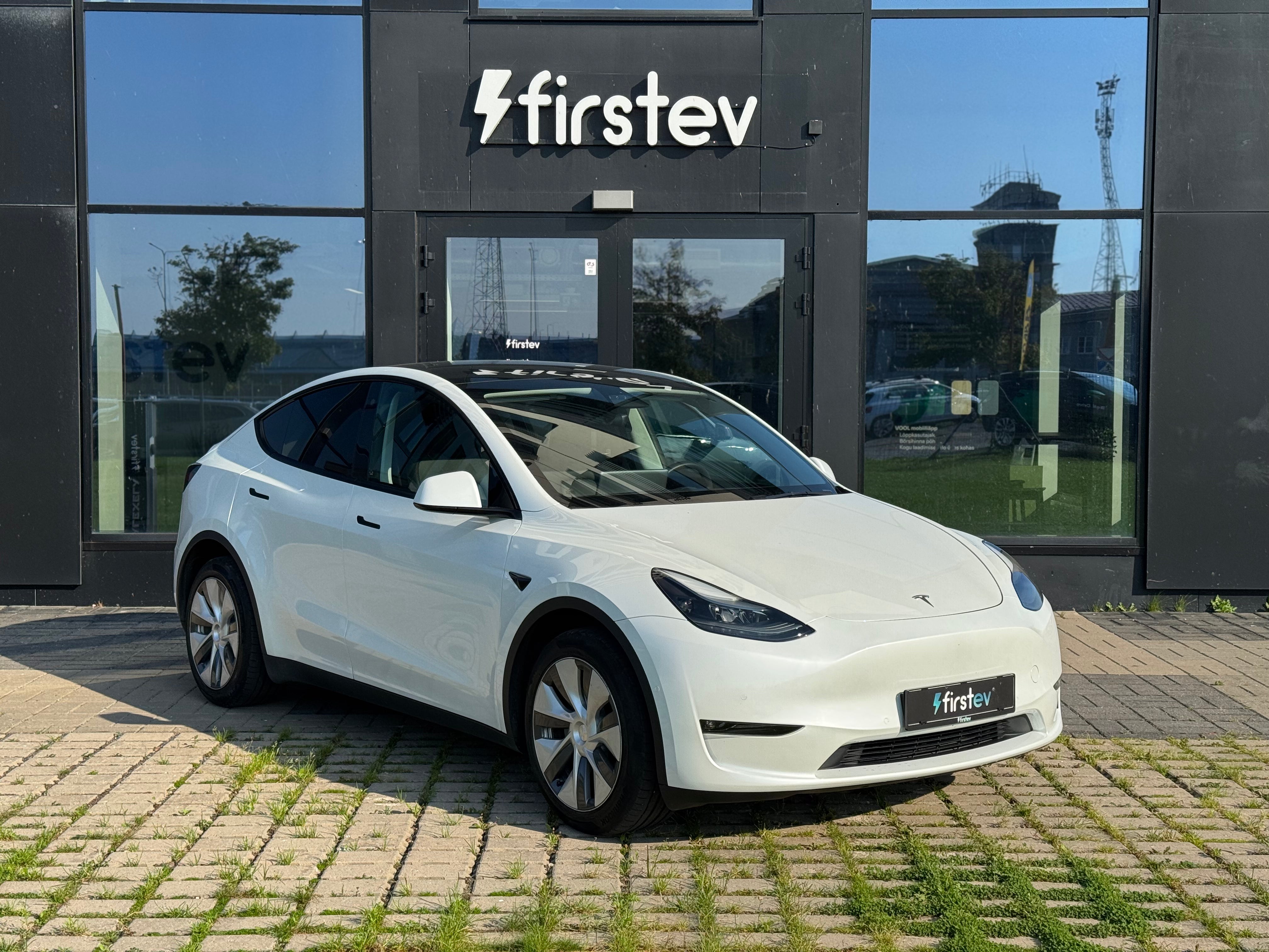 Tesla Model Y Long Range AWD 2022