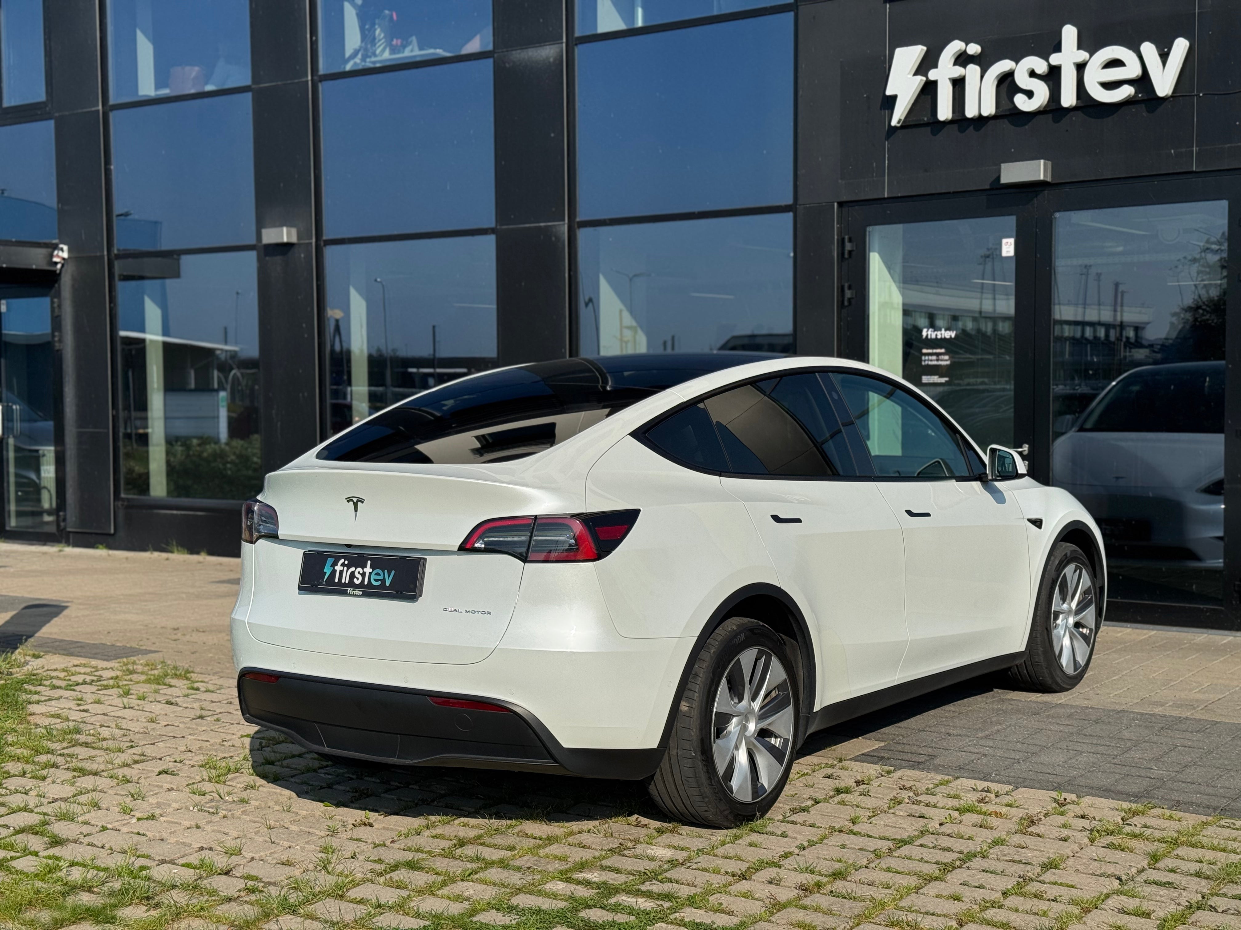 Tesla Model Y Long Range AWD 2022